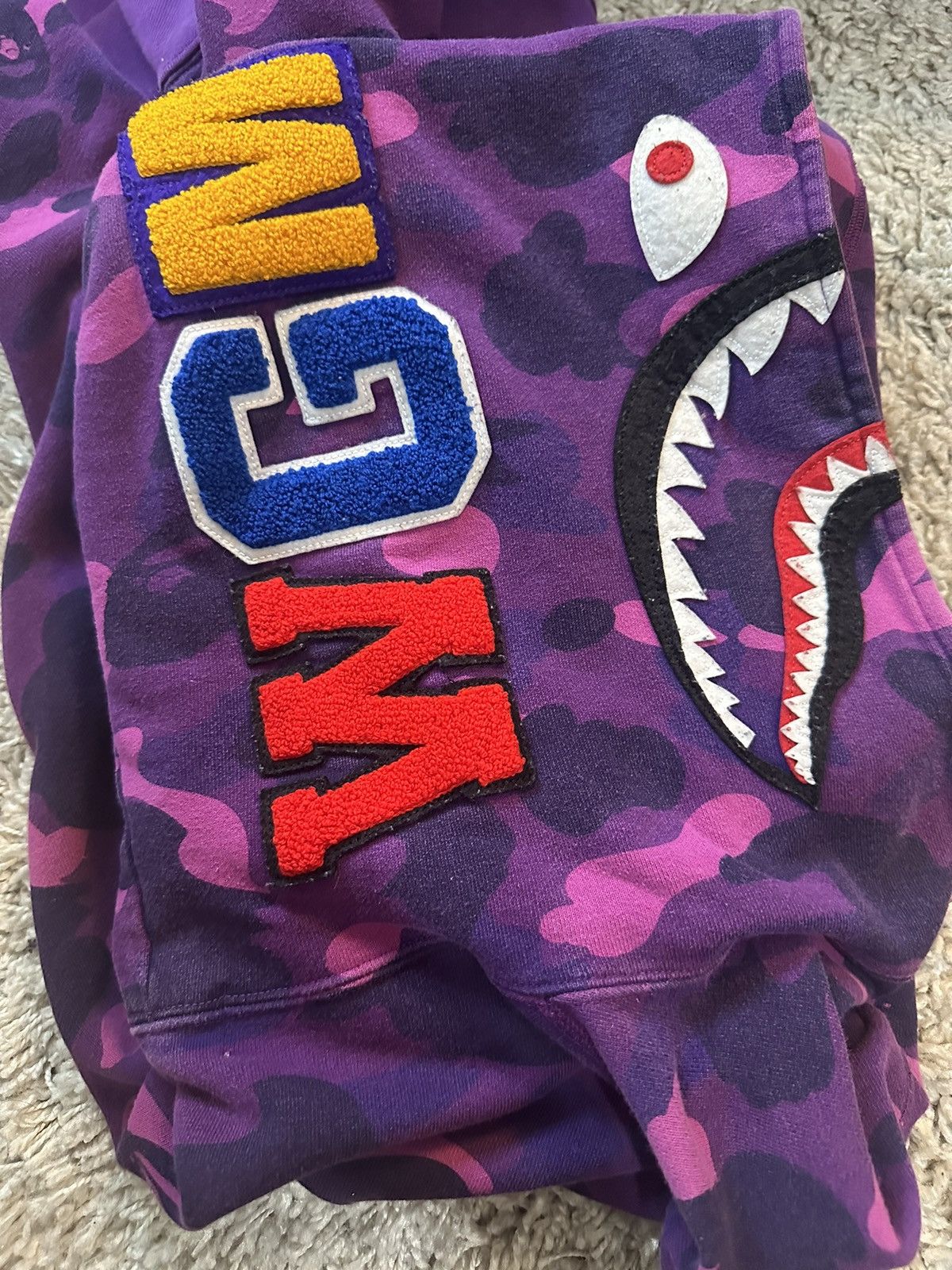 Bape Bape Camo Shark Hoodie Size L Size US L / EU 52-54 / 3 - 4 Thumbnail
