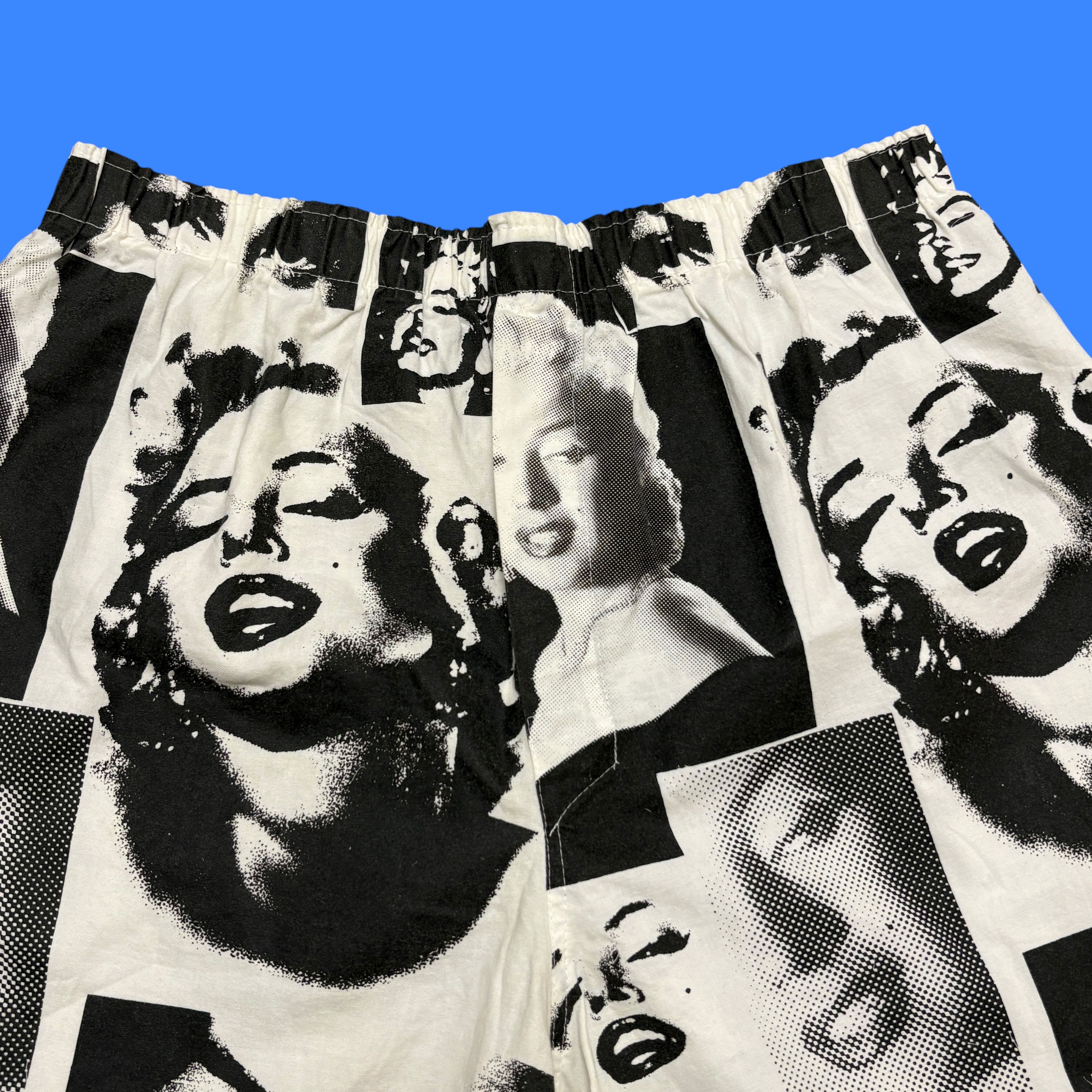 Vintage Vintage 1991 Marilyn Monroe All Over Print Boxer Shirts Size 36 - 2 Thumbnail