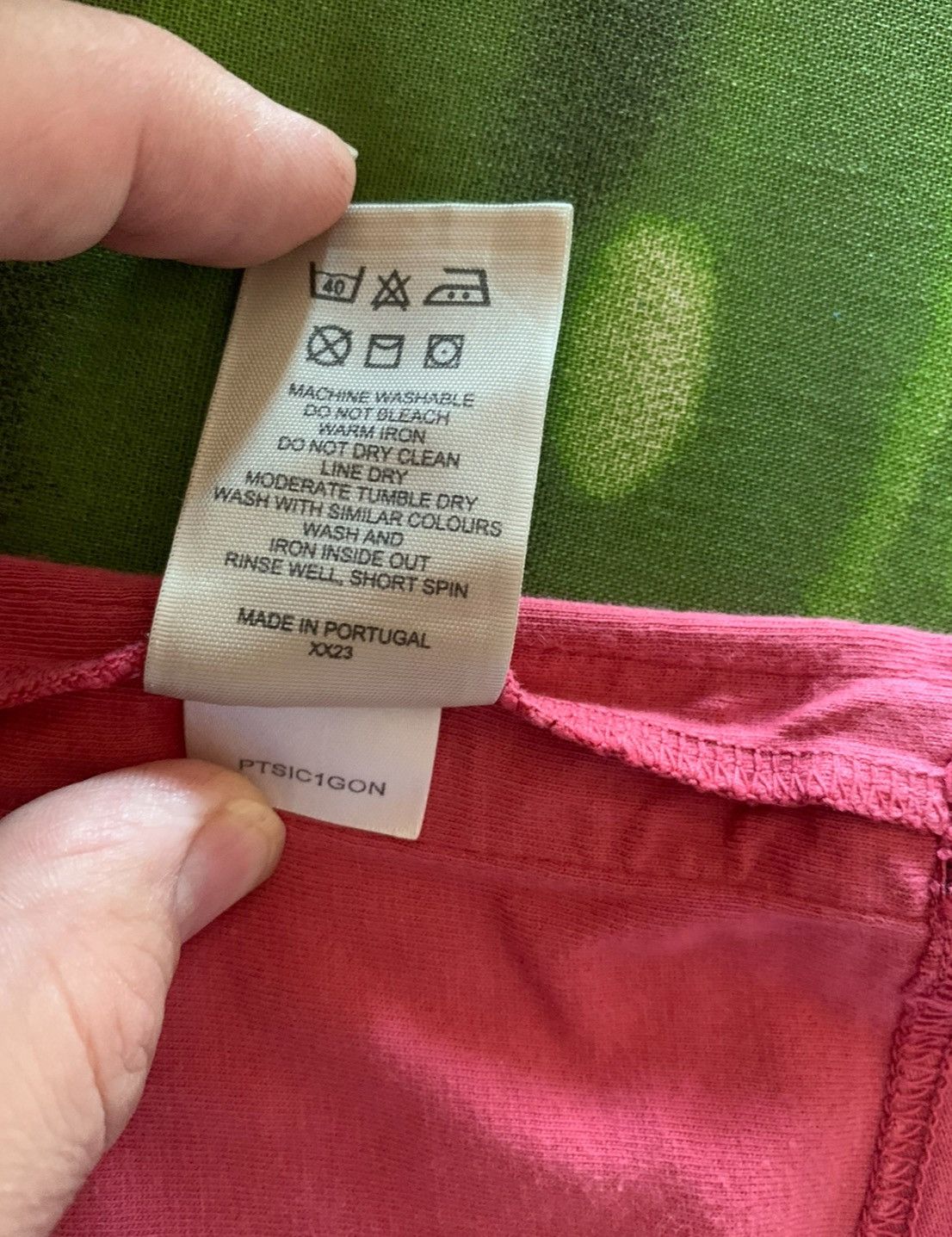 Burberry Burberry t shirt size L Size US L / EU 52-54 / 3 - 10 Thumbnail