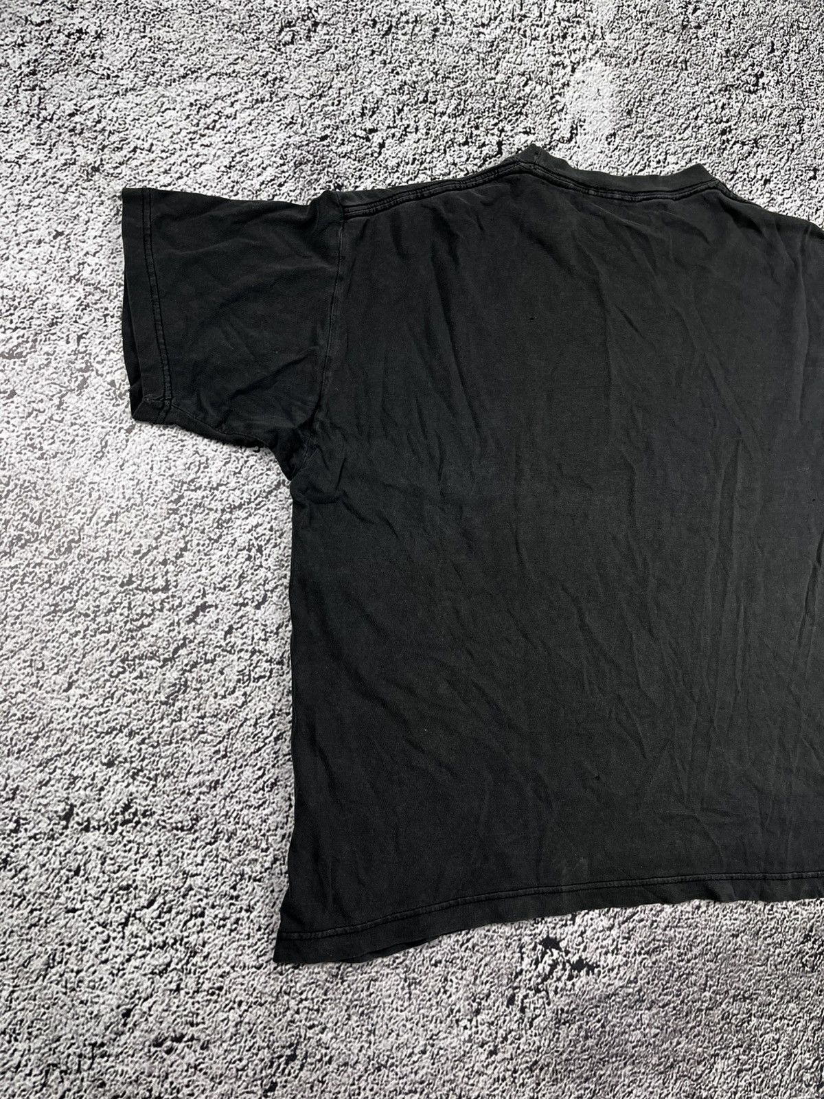 Band Tees Vintage Y2K Humor «What am I doing here» big logo faded tee Size US M / EU 48-50 / 2 - 12 Thumbnail
