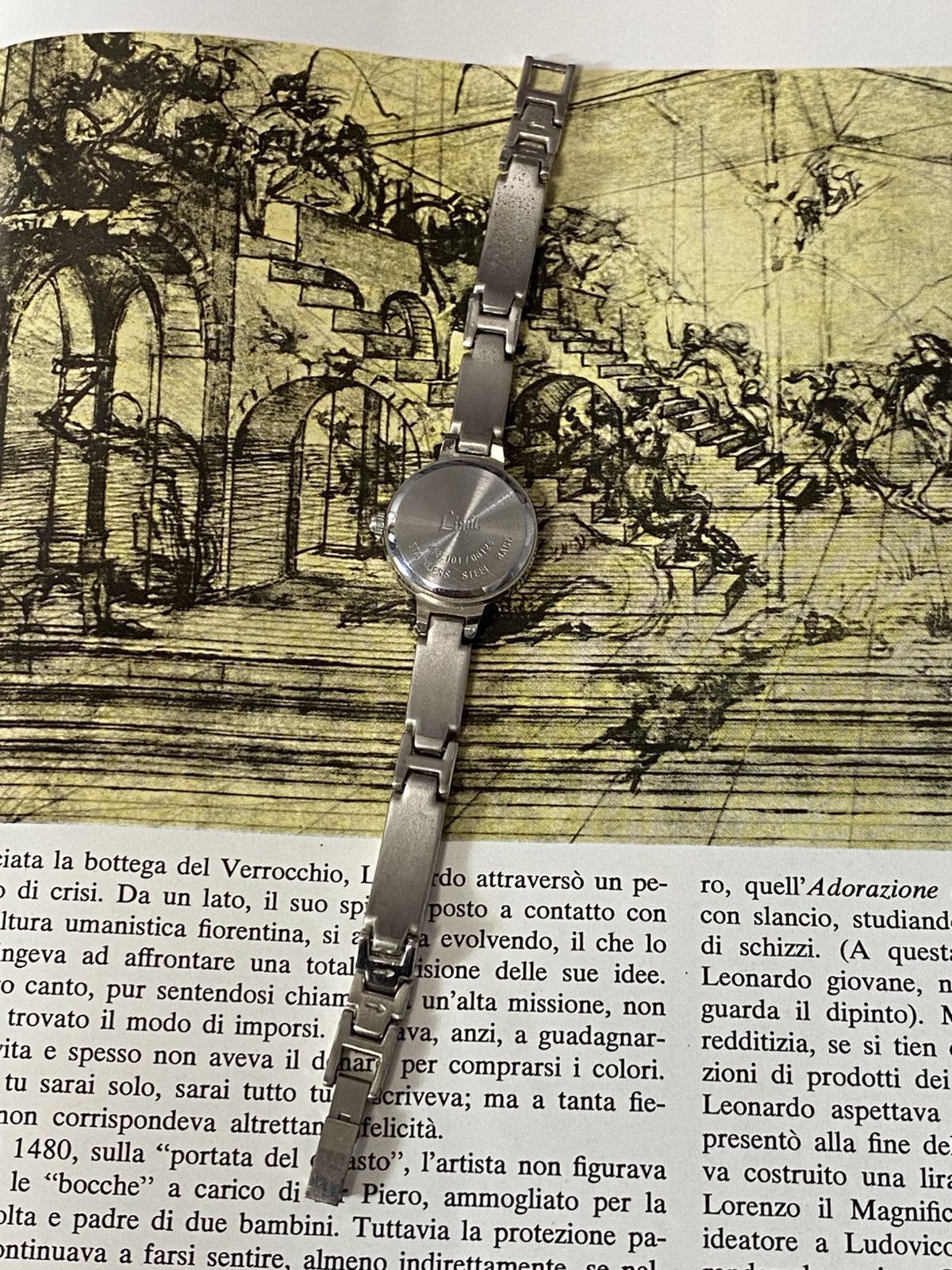 Japanese Brand Vintage Limit Quartz Ladies Silver-Tone Watch RARE Retro Size ONE SIZE - 4 Thumbnail