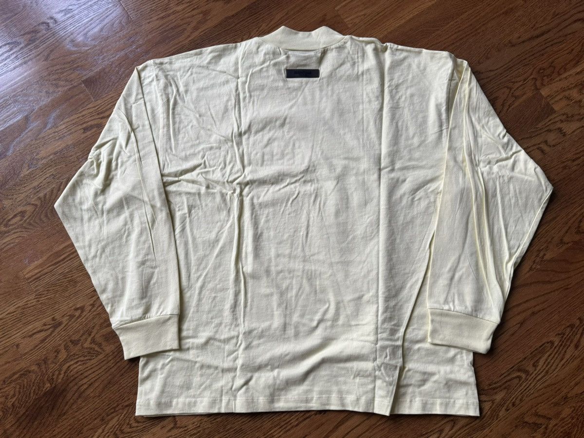 Essentials × FOG × Fear of God Small L/S T-Shirt Egg Shell Canary Tee Crewneck Pullover Size US S / EU 44-46 / 1 - 2 Thumbnail