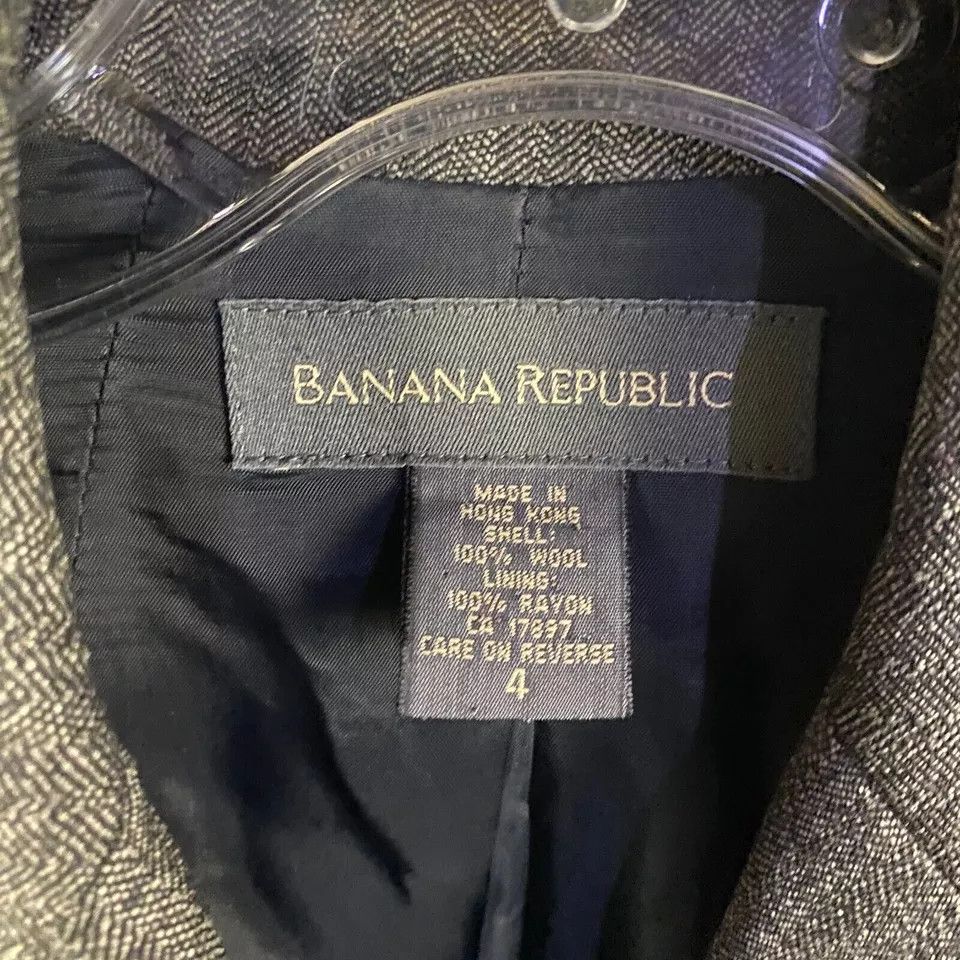 Banana Republic Banana Republic Blazer Women's Size 4 Gray 100% Wool Adults Size S / US 4 / IT 40 - 3 Thumbnail