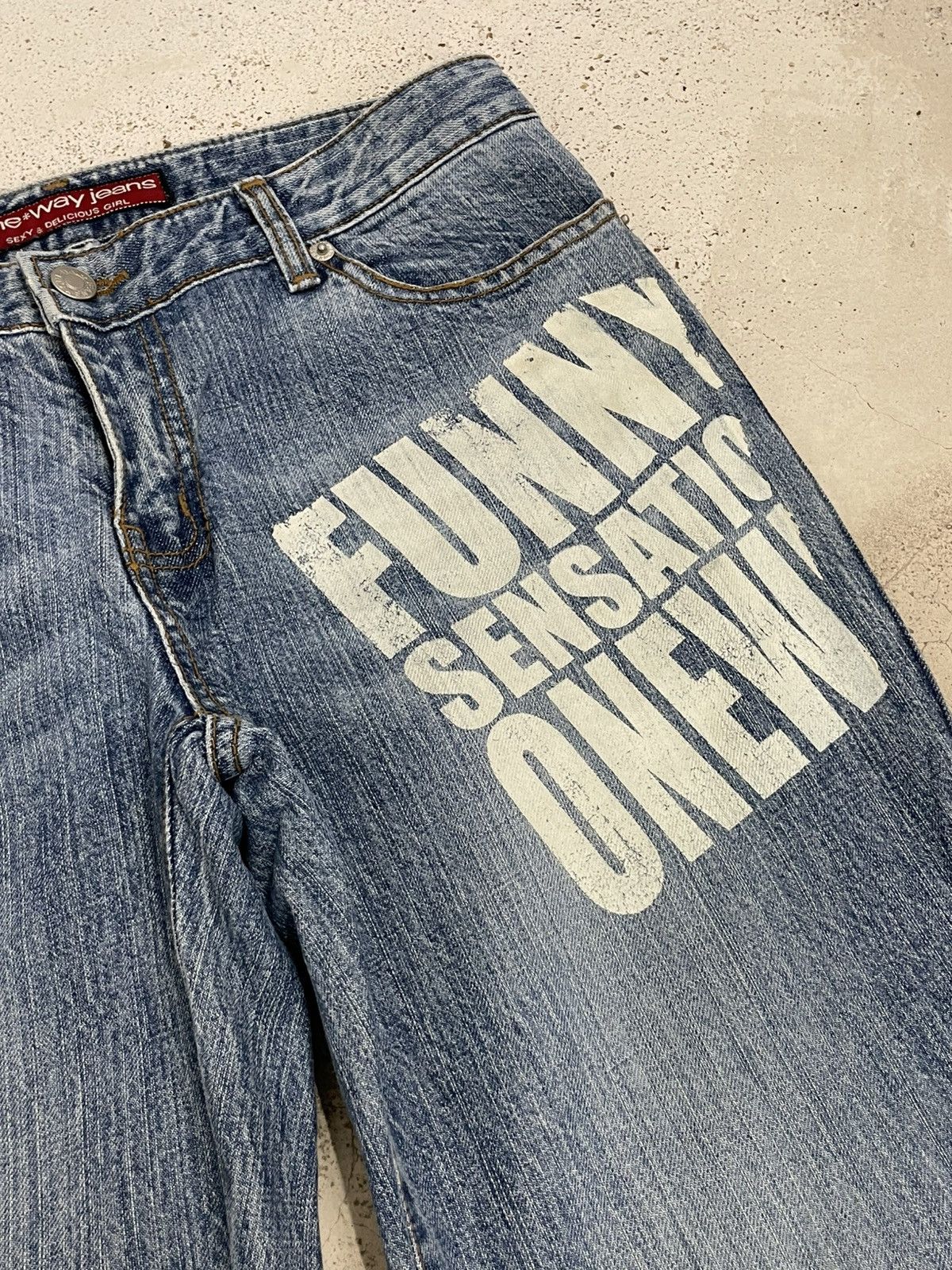 Other One Way Jeans Sexy & Delicious Girl Distressed Flare Size US 27 - 9 Thumbnail