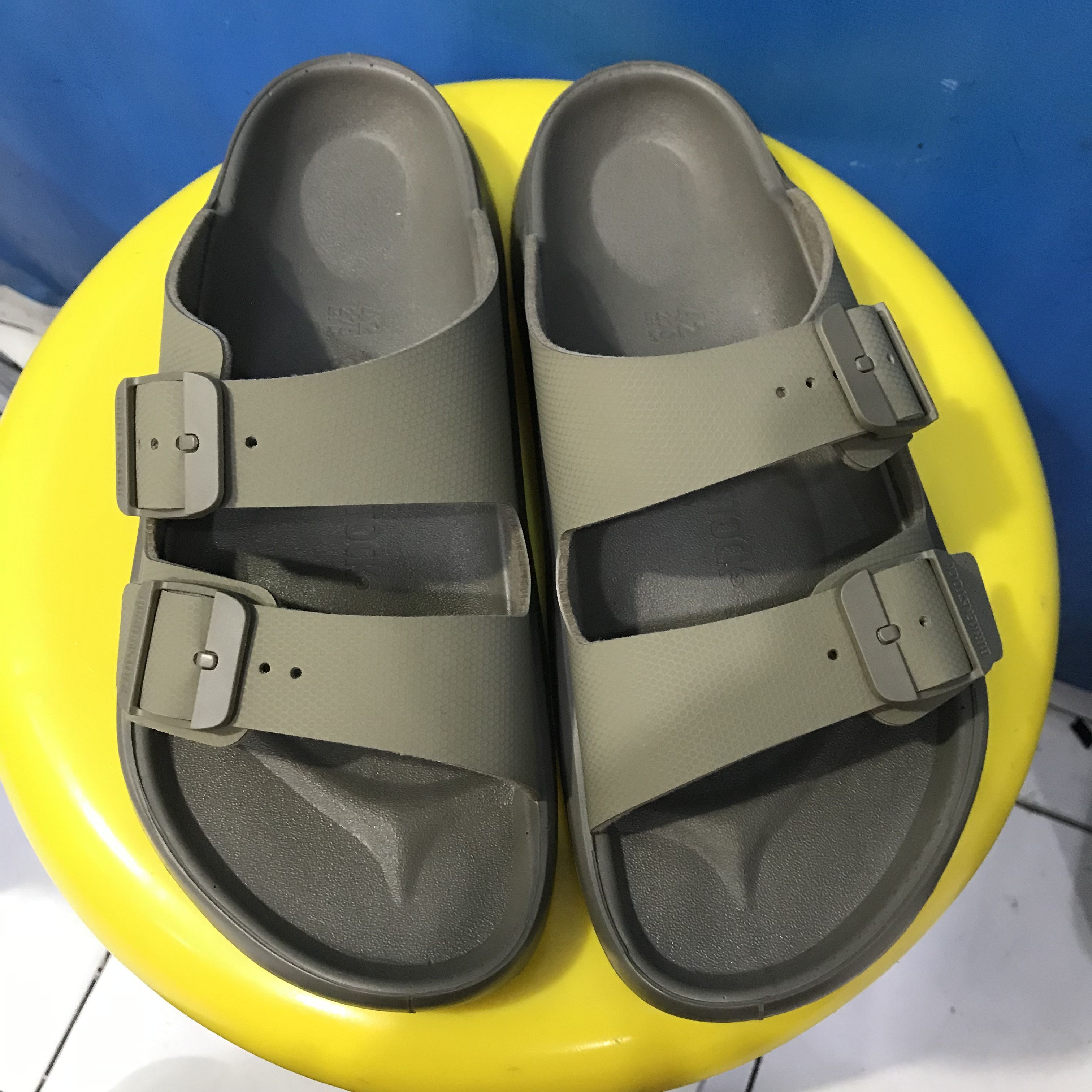 Birkenstock BIRKENSTOCK Mogami Terra Stealth Size 42 eur 8uk 27 cm germa Size US 9 / EU 42 - 10 Thumbnail