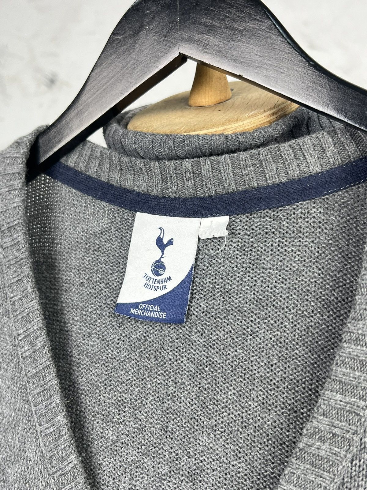 Vintage Vintage Tottenham Hotspur Cardigan Sweater Size L Size US L / EU 52-54 / 3 - 4 Thumbnail