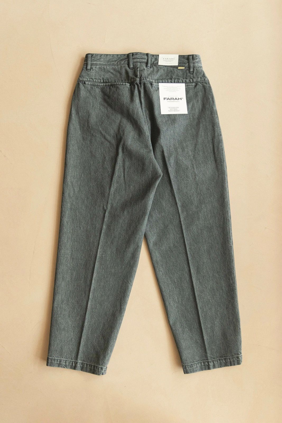Farah FARAH TWO TUCK WIDE TAPERED PANTS 24FW Size US 32 / EU 48 - 2 Thumbnail