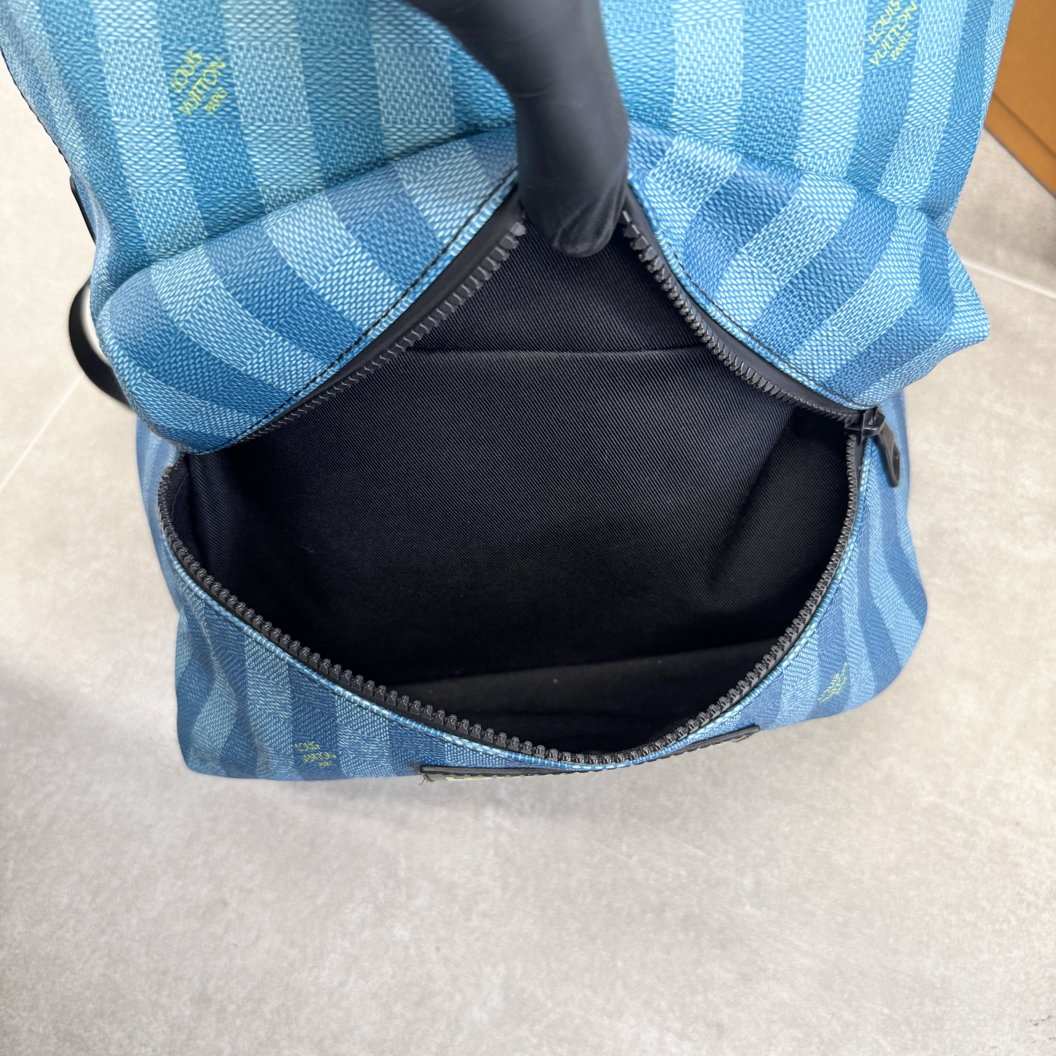 Louis Vuitton Louis Vuitton M59913 Discovery Backpack In Blue RRP £2290 Size ONE SIZE - 8 Thumbnail