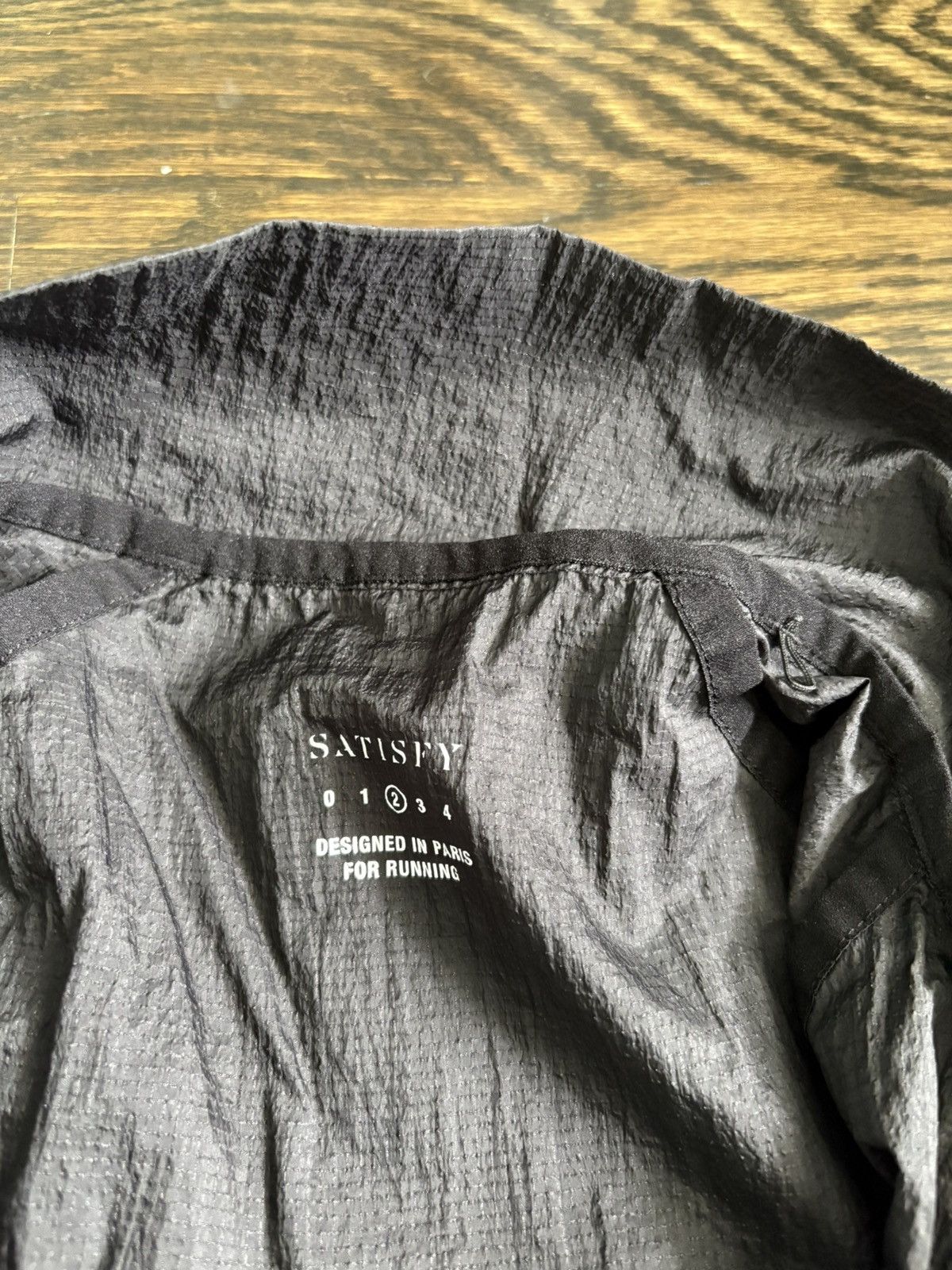 Satisfy satisfy running rippy trail jacket black 2 medium pockets Size US M / EU 48-50 / 2 - 5 Thumbnail