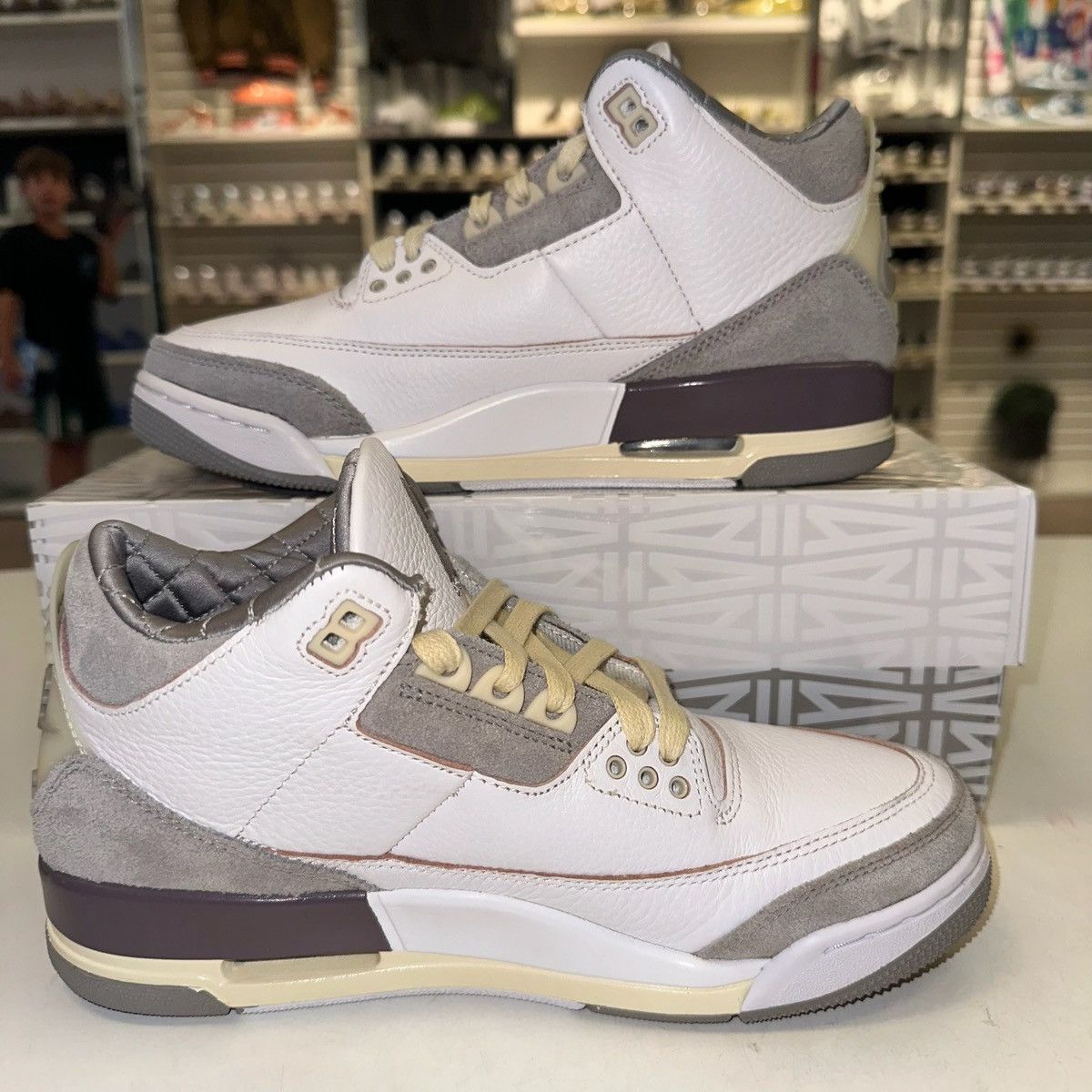 A Ma Maniere × Nike Size 8W (6.5M) - Air Jordan 3 Retro SP x A Ma Maniere Low Size US 8 / IT 38 - 2 Thumbnail