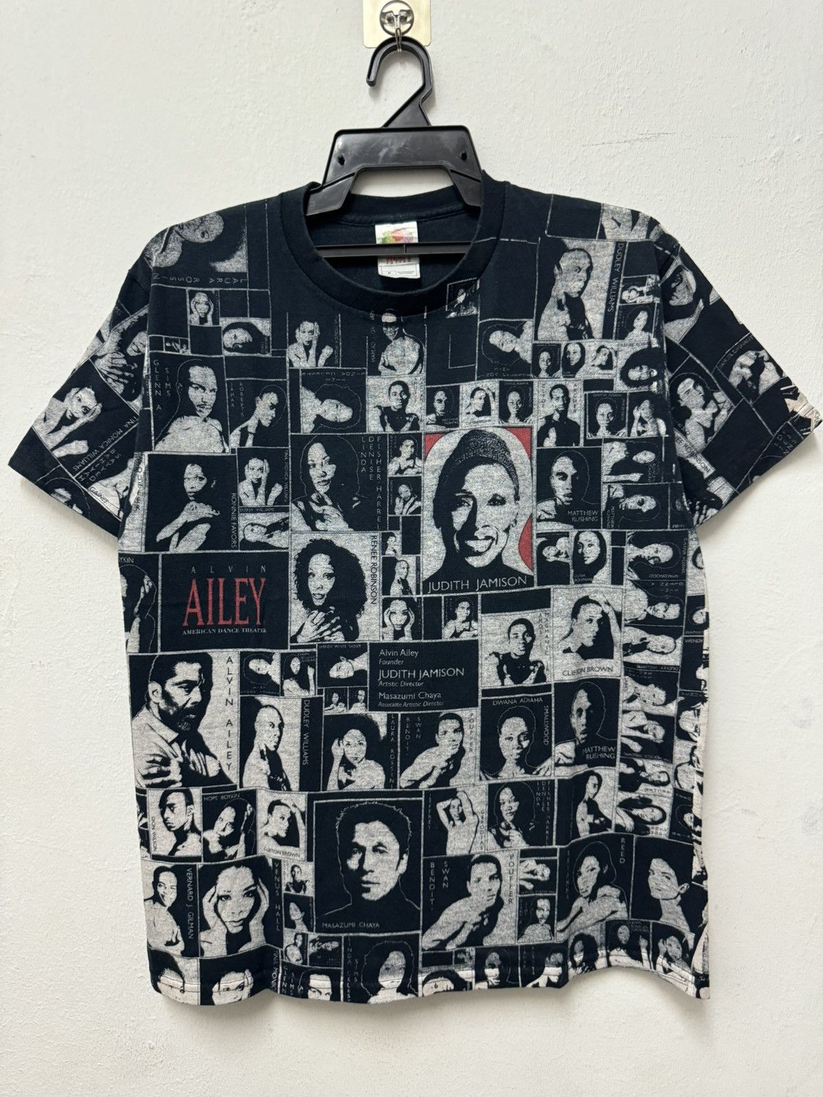 Vintage Vintage 90’s Alvin Ailey American Dance Theatre AOP T-Shirt Size US M / EU 48-50 / 2 - 1 Thumbnail