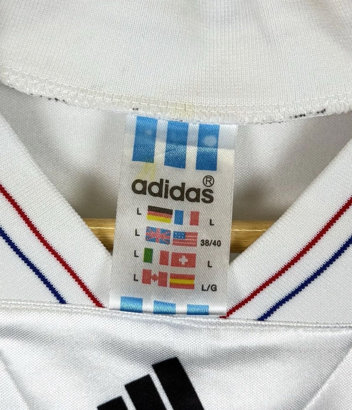 Adidas Vintage Olympique Marseille Soccer Jersey Foolball Shirt Size US L / EU 52-54 / 3 - 9 Thumbnail