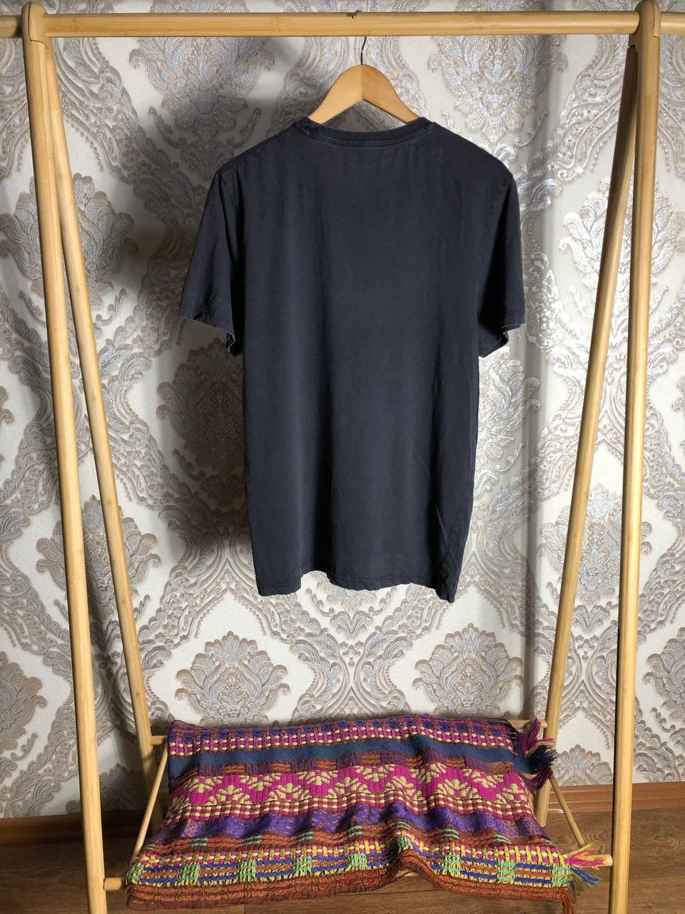 Vintage VERY RARE QUEEN OFFICIAL MERCH TOUR ROCK T-SHIRT Y2K 90s Size US M / EU 48-50 / 2 - 6 Thumbnail