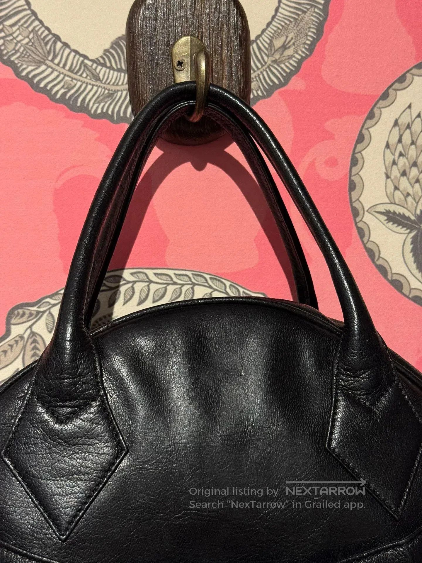 Vivienne Westwood Vivienne Westwood Black Round Tote Bag. Size ONE SIZE - 3 Thumbnail
