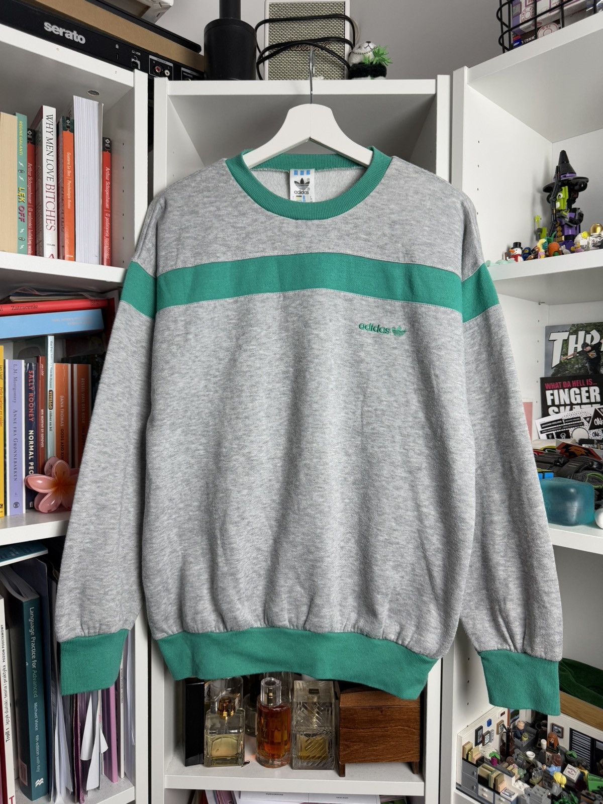 Adidas × Vintage Vintage 90s Adidas basic boxy sweatshirt L retro sportswear Size US S / EU 44-46 / 1 - 1 Thumbnail