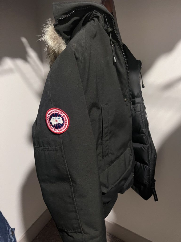 image of Canada Goose Men's Chilliwack Bomber in Black (Size Medium)