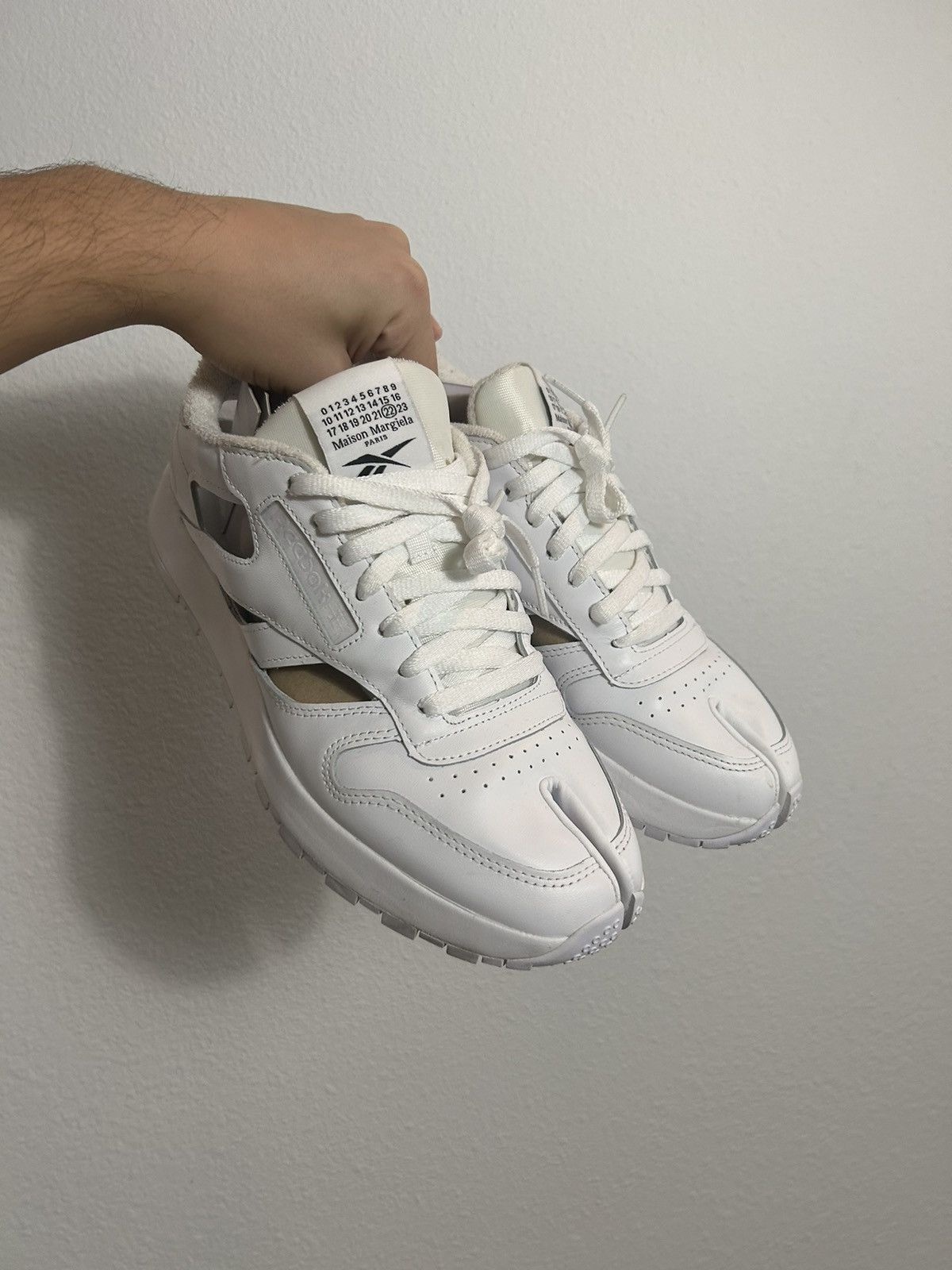 maison margiela reebok tabi sneakers