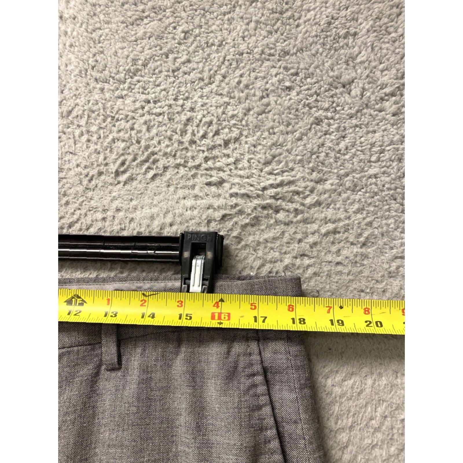 Banana Republic Banana Republic Dress Pants Mens 34 Regular Gray Cotton Wool Solid Straight Front Zip Button Pockets Classic City College 90s (if applicable) Mens Size US 34 / EU 50 - 3 Thumbnail