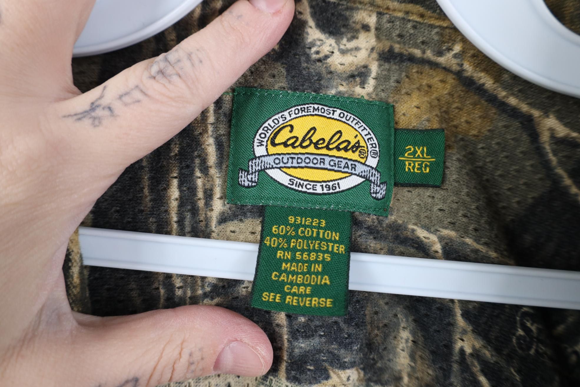 Cabelas Vintage Cabelas Mesh Hunting Collared Button Shirt Size US XL / EU 56 / 4 - 4 Thumbnail