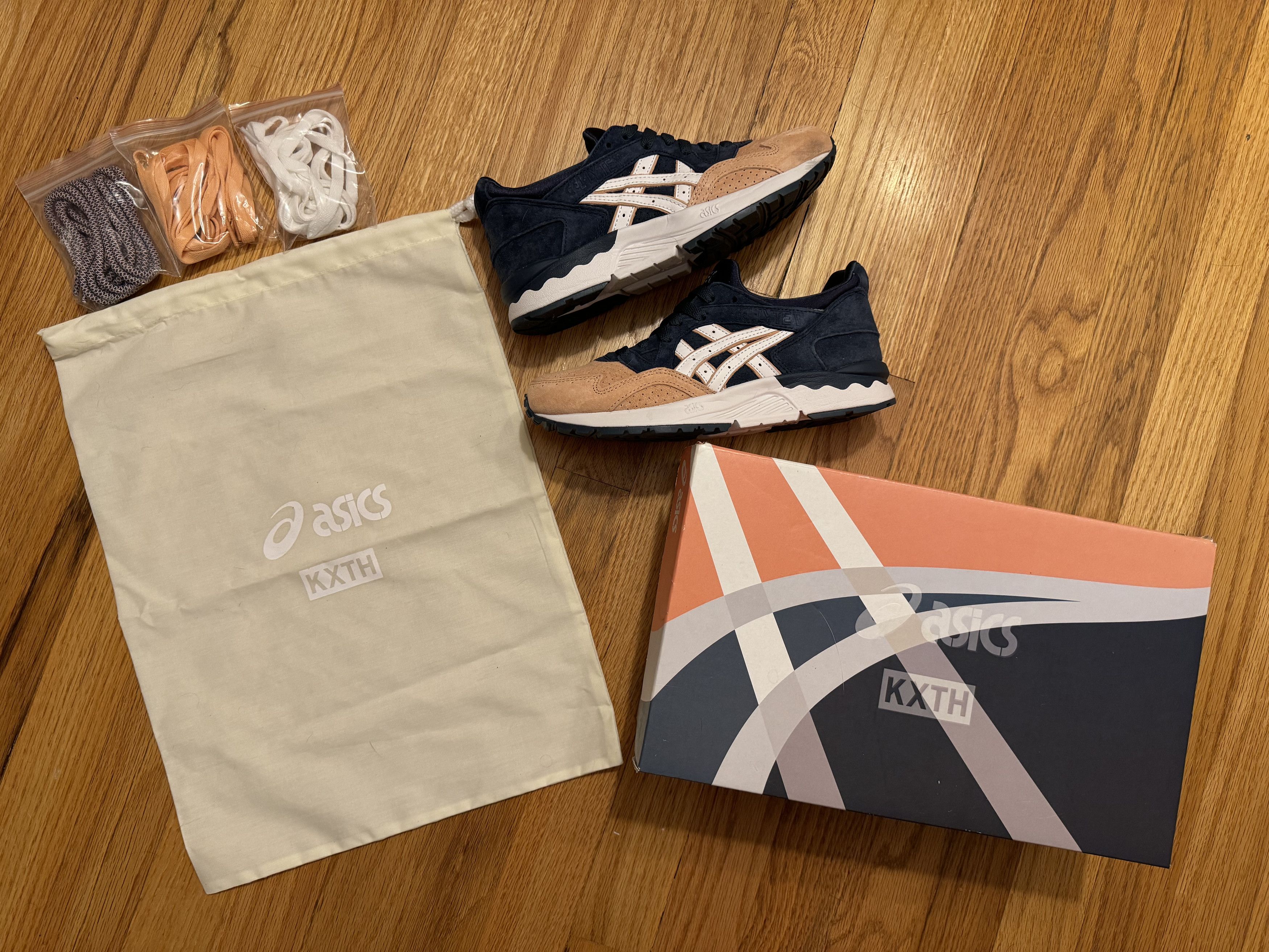 Asics × Kith Kith Asics Gel Lyte V Salmon Toe - Size 5 (Women's size 6.5) Size US 5 / EU 37 - 1 Thumbnail