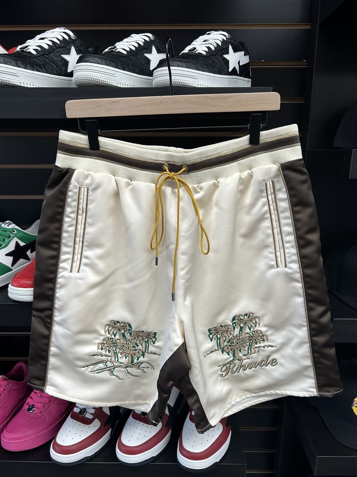 Rhude Rhude Shorts Size US 38 / EU 54 - 1 Thumbnail