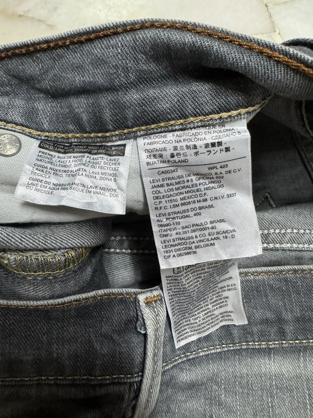 Levi's THRASHED VINTAGE Y2K LEVI'S STONED WASHED DISTRESSED Size US 31 - 19 Thumbnail