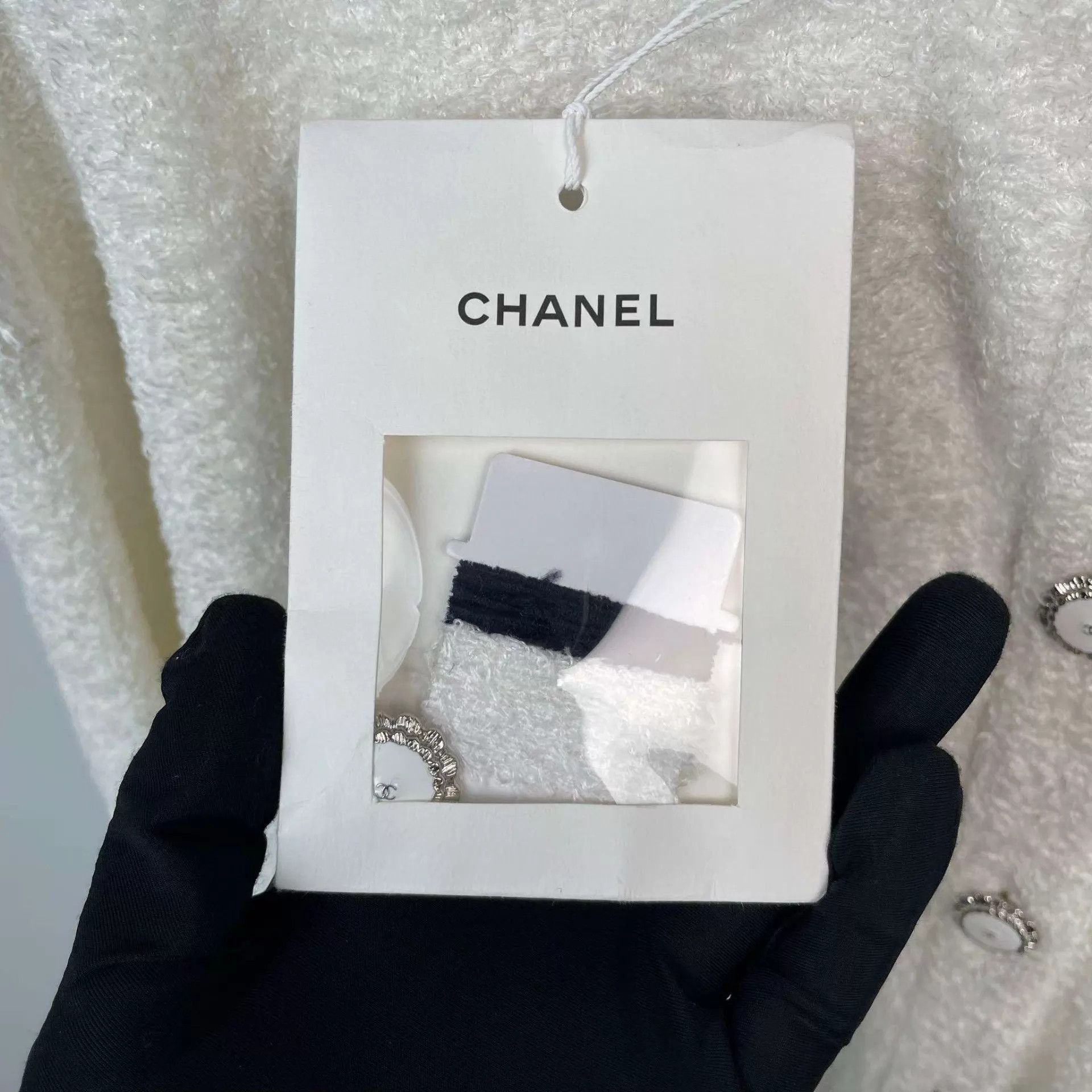 Chanel Chanel knit cardigan white 38 Size S / US 4 / IT 40 - 2 Thumbnail
