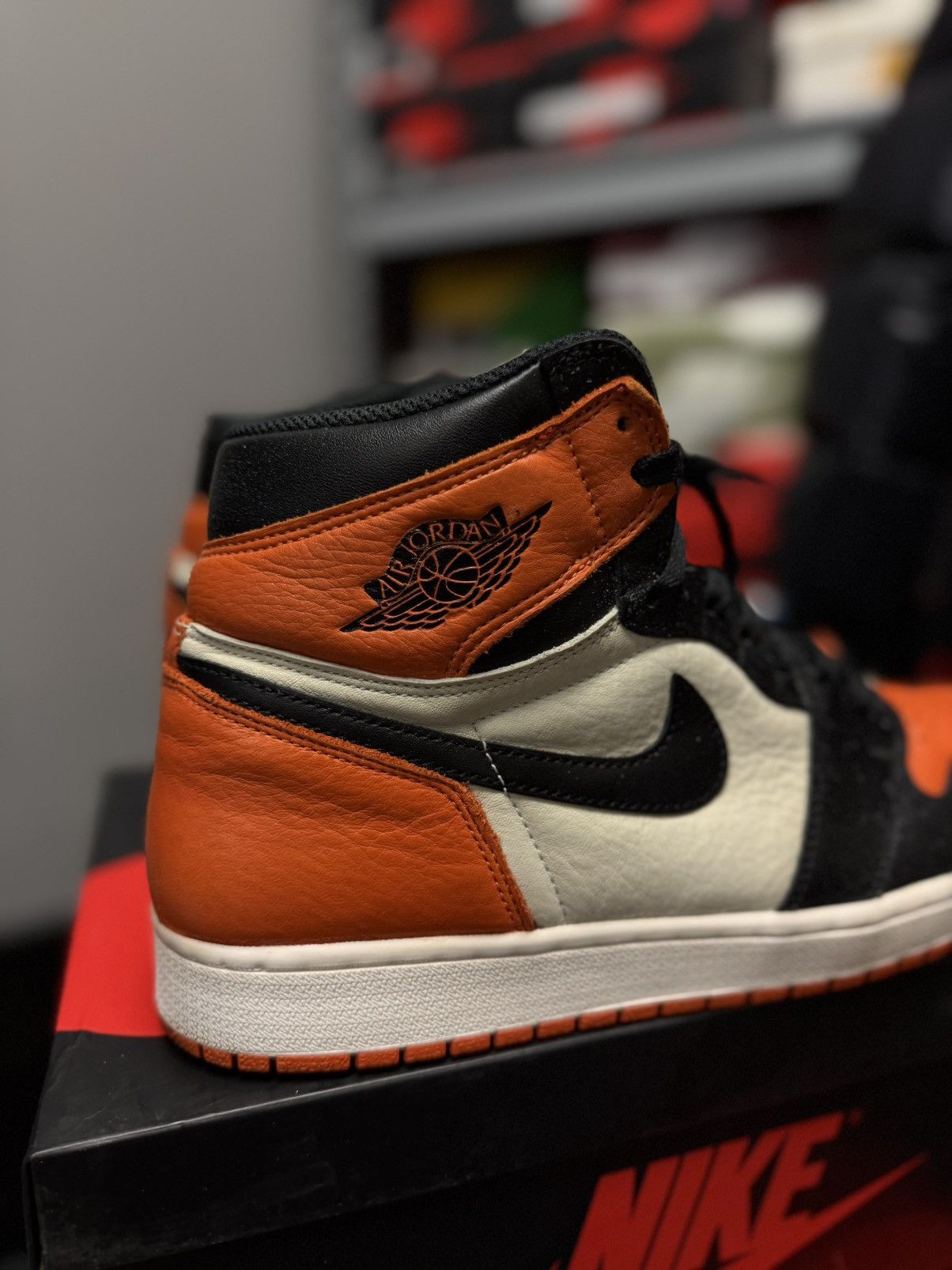 Jordan Brand × Nike Nike Jordan 1 High Shattered Backboard OG Size 12 Size US 12 / EU 45 - 3 Thumbnail