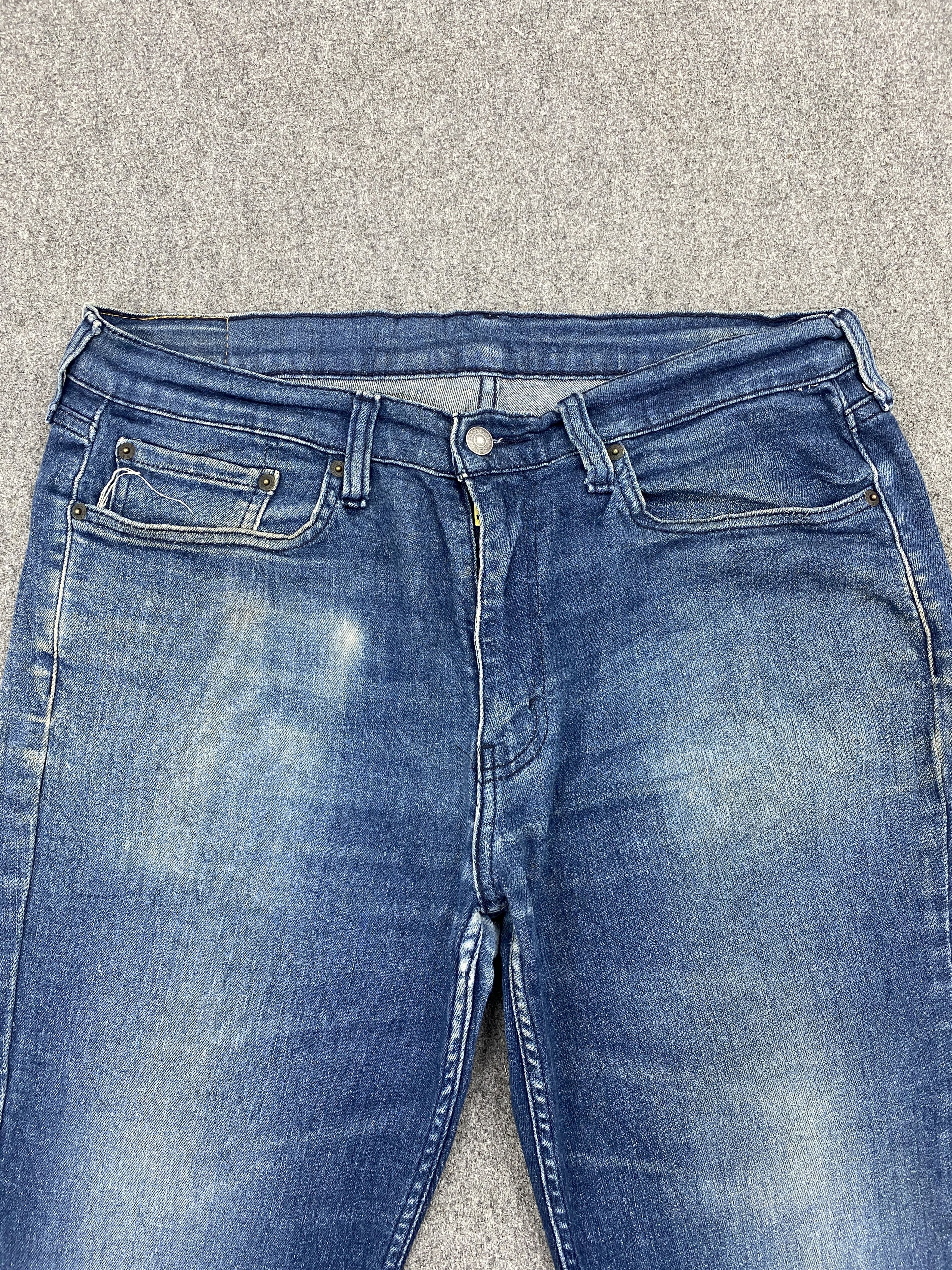 Levi's Vintage Levis 514 Faded Blue Jeans DP2700 Size US 35 - 2 Thumbnail