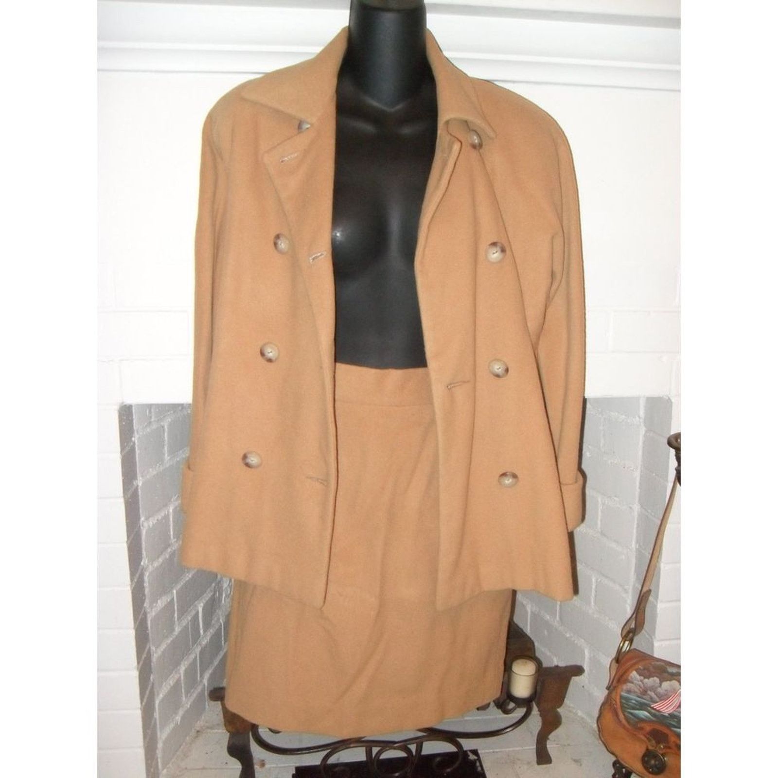 Ralph Lauren \ 80'S RALPH LAUREN CAMEL 100% CASHMERE SKIRT & JACKET SUIT Size 27" / US 4 / IT 40 - 3 Thumbnail