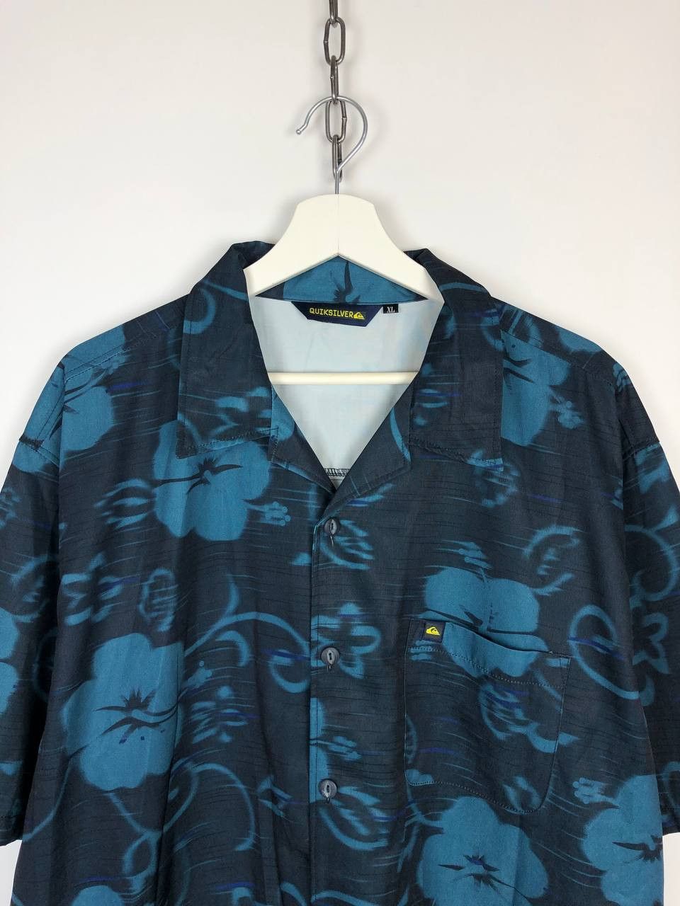 Quiksilver Quiksilver Shirt Hawaiian Vintage Flowers size XL Size US XL / EU 56 / 4 - 2 Thumbnail