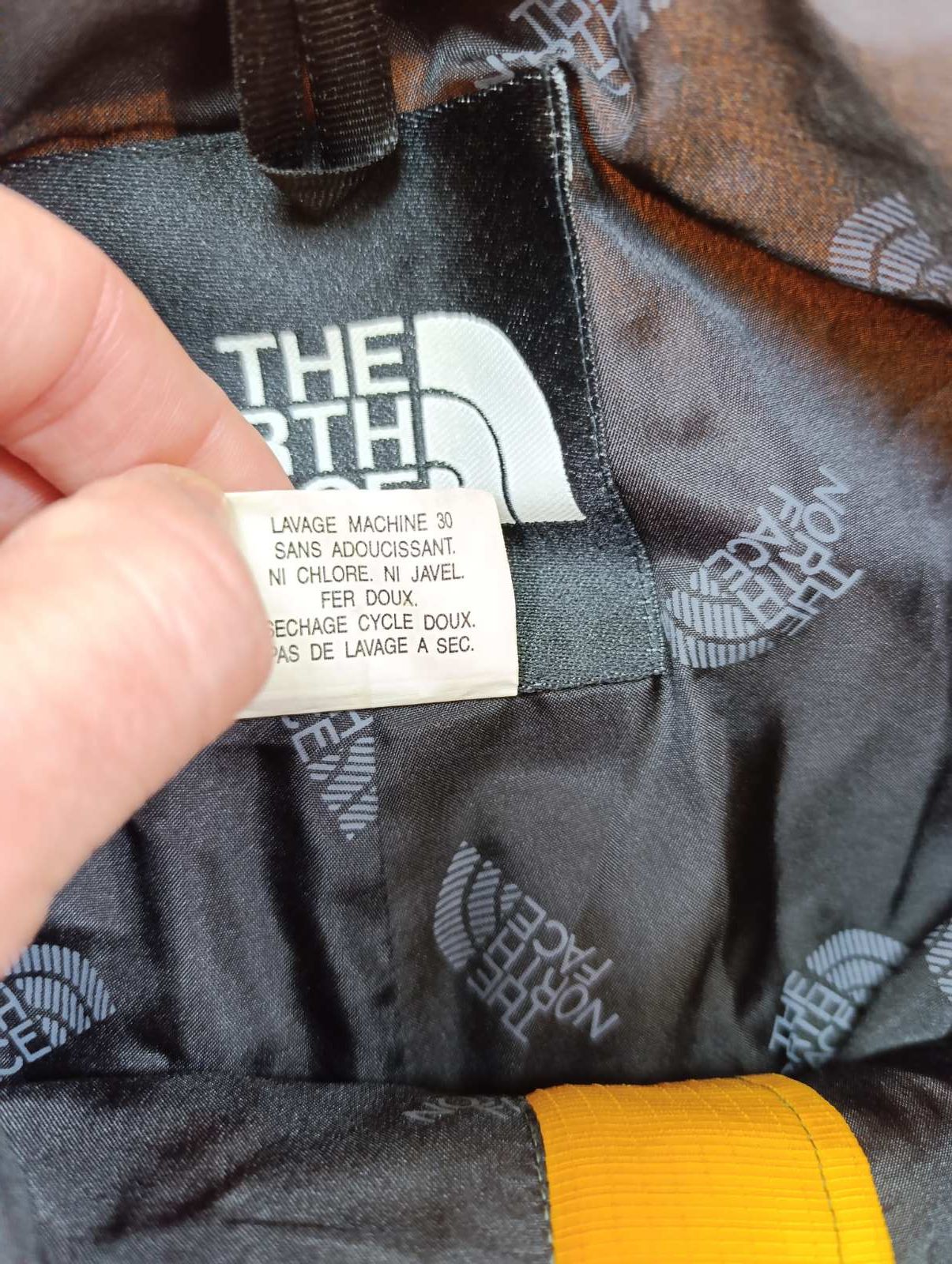 The North Face THE NORTH FACE VINTAGE NYLON MENS RARE SKI TROUSERS PANTS Size US 36 / EU 52 - 16 Thumbnail