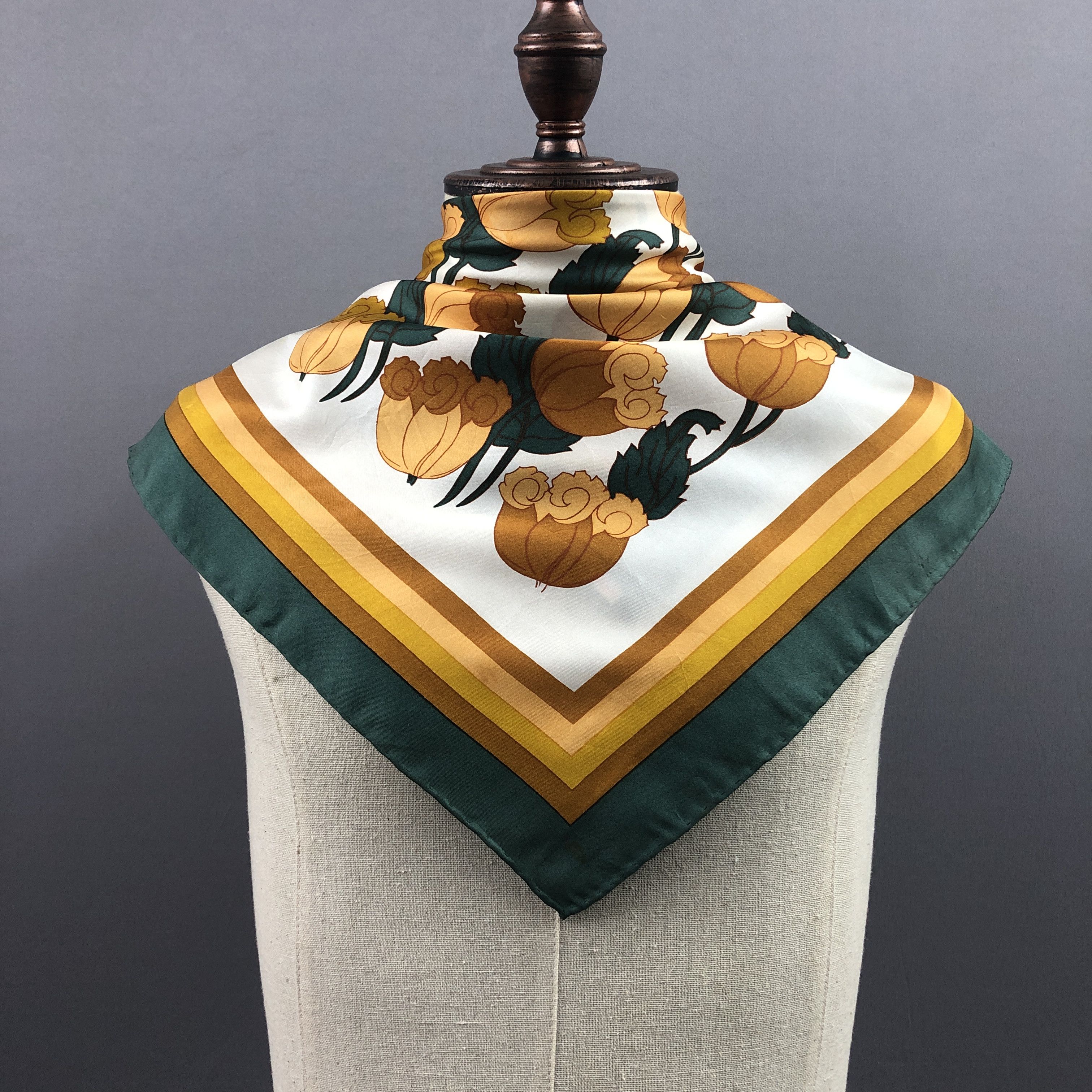Designer Vintage Wako SILK Scarf Twill Stole Wraps Scarves Size ONE SIZE - 2 Thumbnail