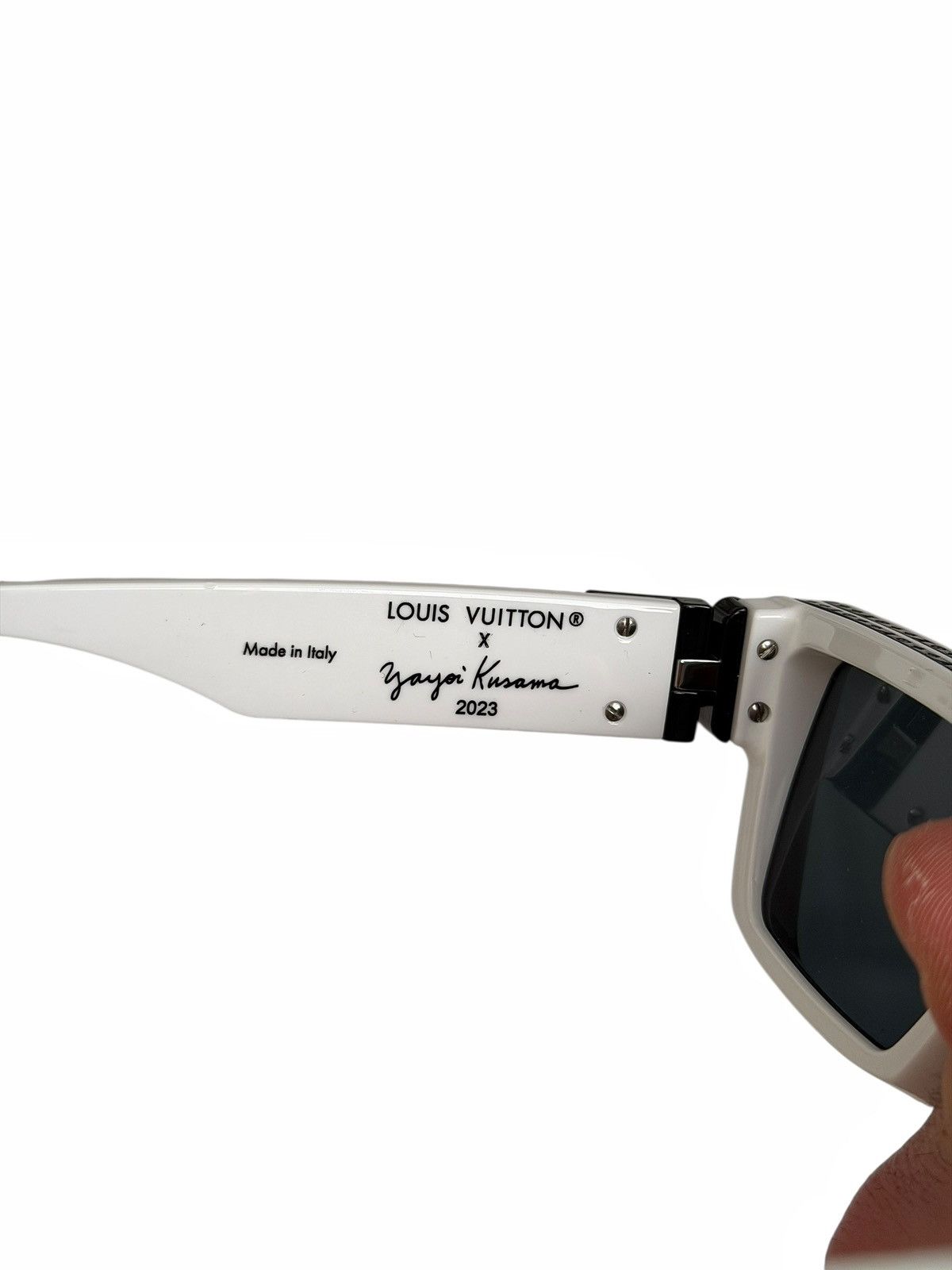 Louis Vuitton Yayoi Kusama 1.1 Millionaires Dot Sunglasses Size ONE SIZE - 7 Thumbnail