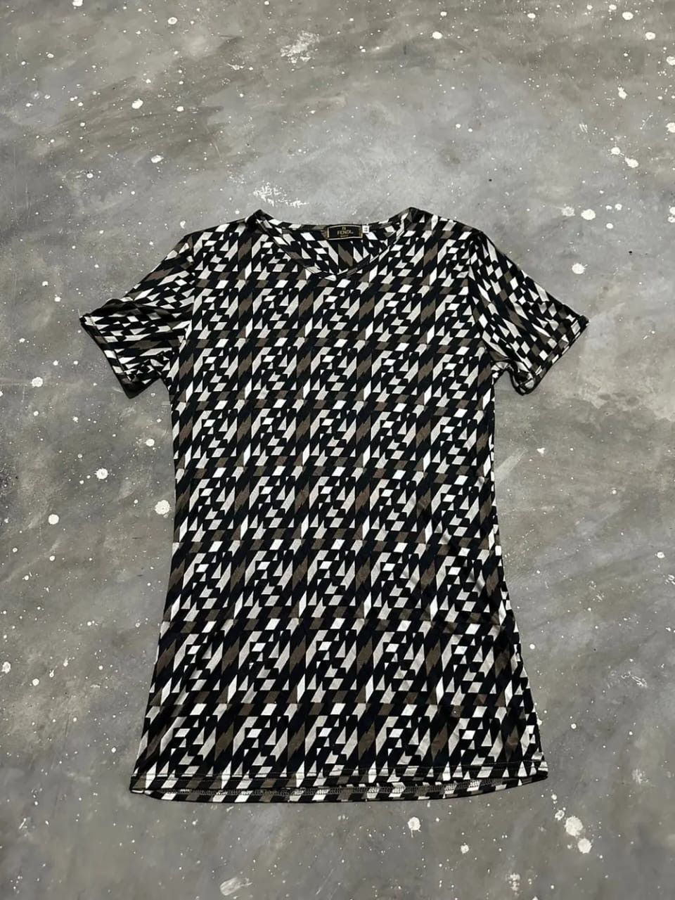Fendi Fendi Mare T-shirt Illusion Art Monogram Logo Stretchable Size M / US 6-8 / IT 42-44 - 5 Thumbnail