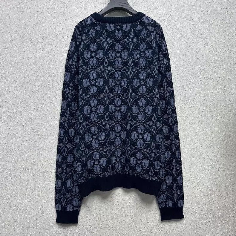 Louis Vuitton Louis Vuitton size 4l Three-flower knit full-print sweater Size US M / EU 48-50 / 2 - 2 Thumbnail