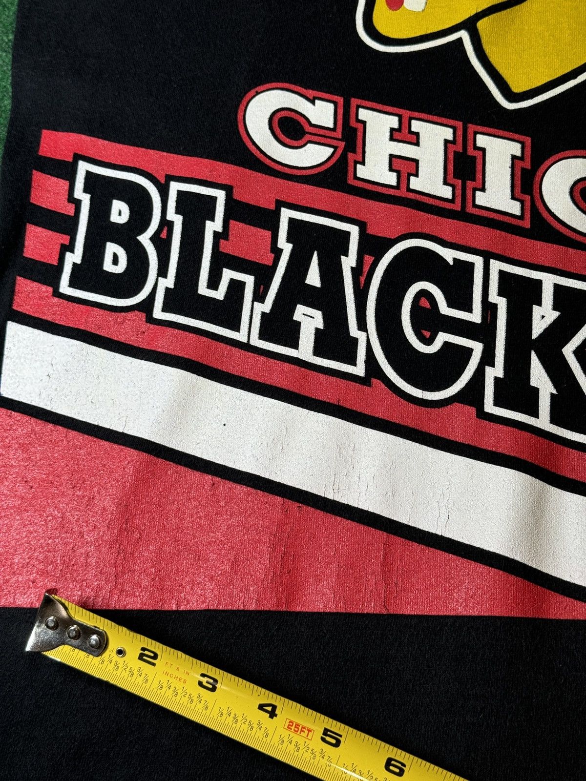 Salem Sportswear × Vintage Vintage 90s Chicago Blawkhawks Salem Hockey NHL T Shirt Size US XL / EU 56 / 4 - 6 Thumbnail