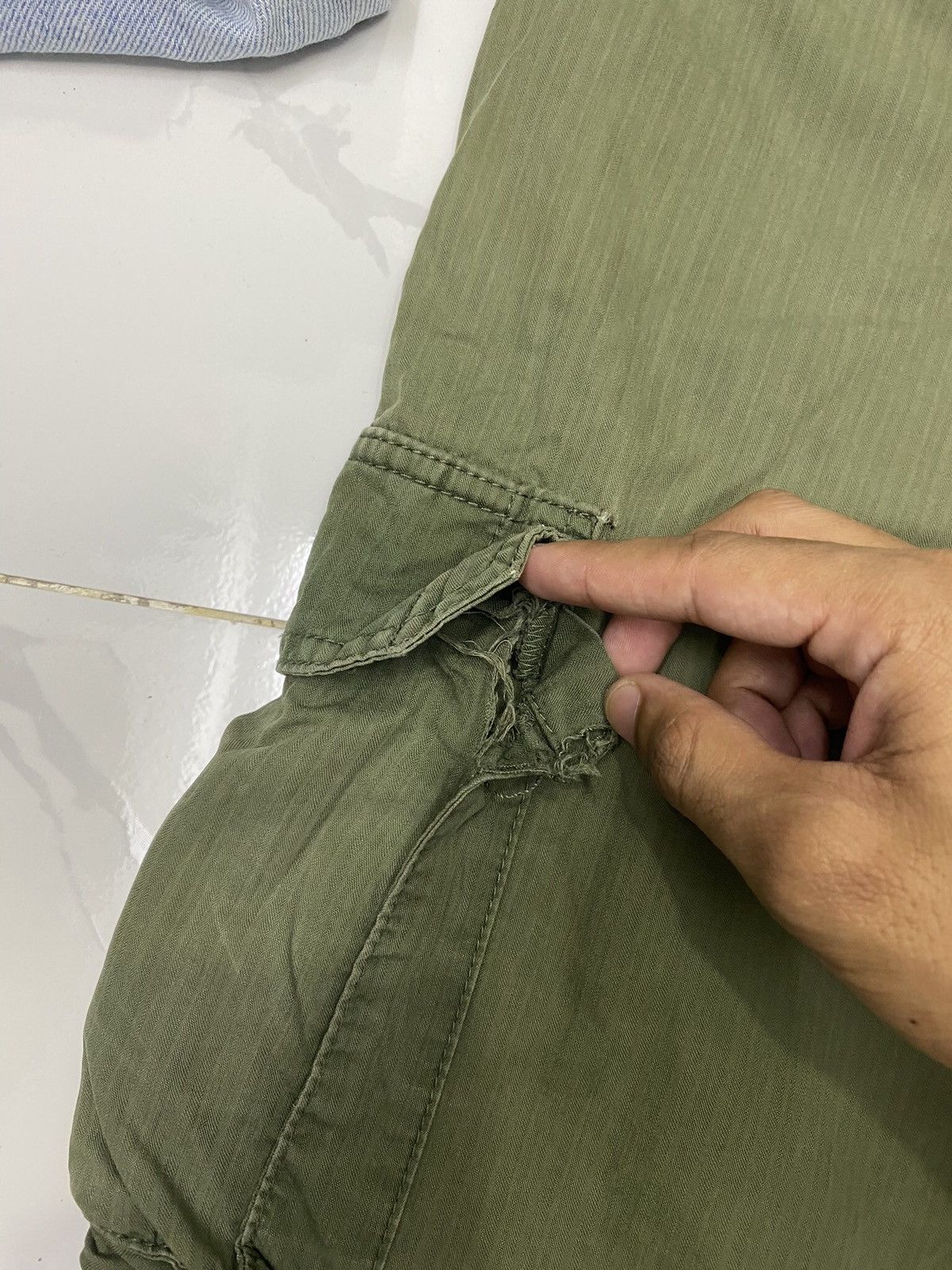 General Research 🔥TRAVIS SCOTT STYLE DESIGN MULTI POCKET CARGO PANTS Size US 33 - 7 Thumbnail