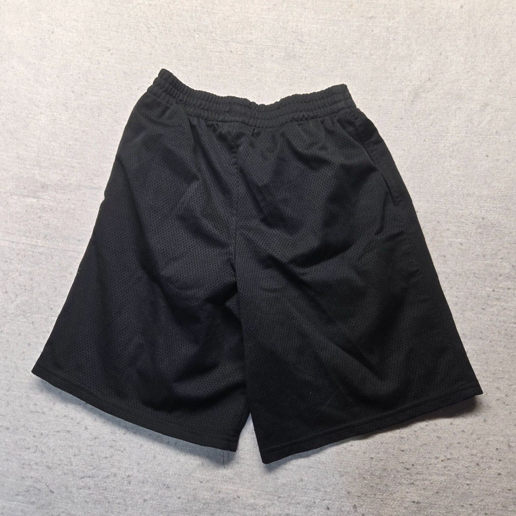 Champion VINTAGE Champion Activewear Shorts Men Adult Large Black Athletic Drawstring Elastic Waist Size US 33 - 7 Thumbnail