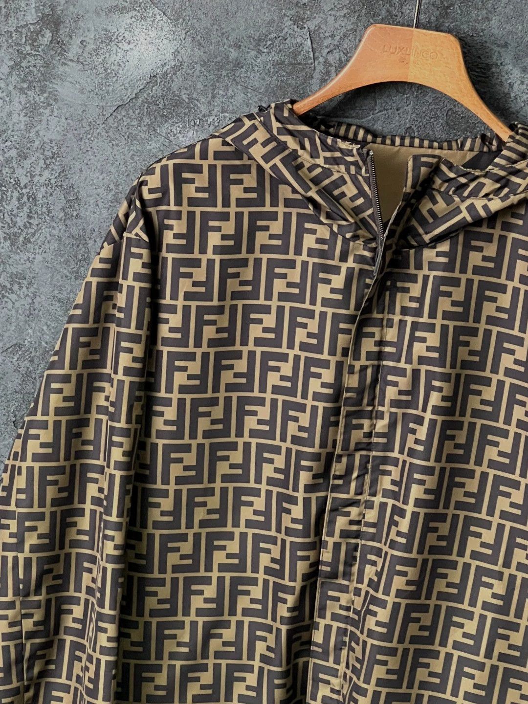 Fendi FENDI two-way all-over print casual jacket 48 Size US M / EU 48-50 / 2 - 7 Thumbnail