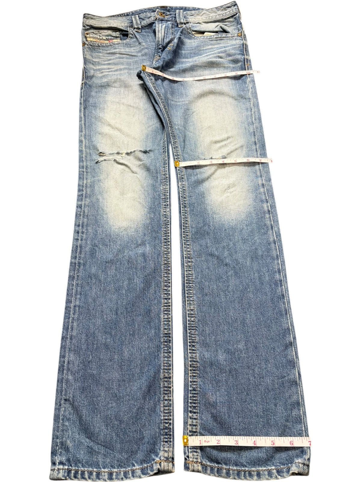 Diesel Vintage Diesel Thavar Faded Wash Distressed Jeans Size 32" / US 10 / IT 46 - 8 Thumbnail