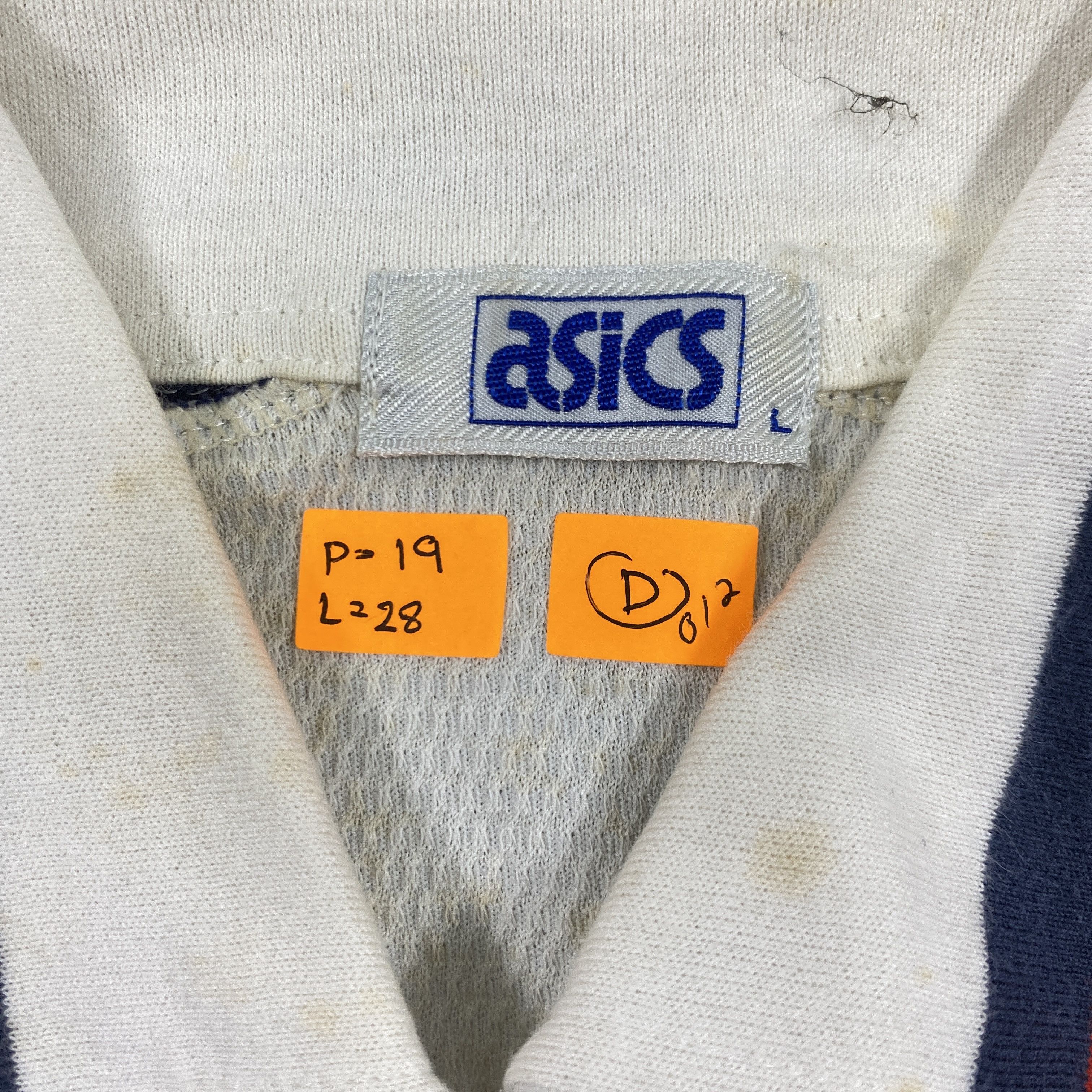 Asics Vintage Asics Button T-shirt D012 Size US M / EU 48-50 / 2 - 3 Thumbnail
