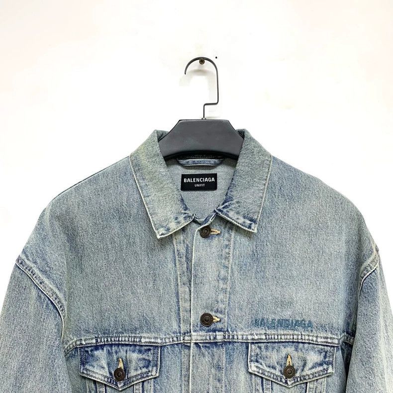 Balenciaga Balenciaga Size M Denim Jacket Size US M / EU 48-50 / 2 - 3 Thumbnail