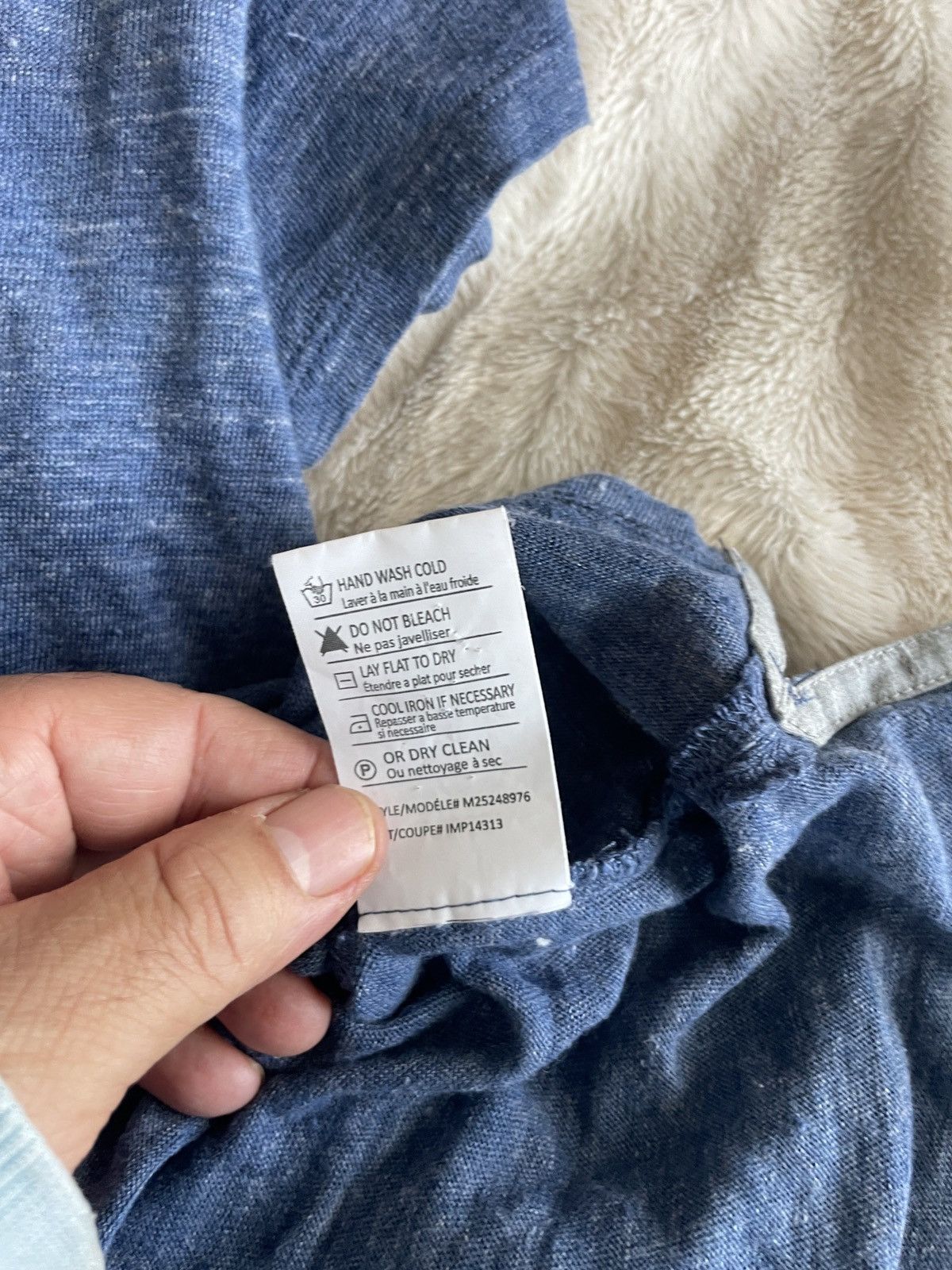 Vince Linen V neck Tee Size US M / EU 48-50 / 2 - 6 Thumbnail