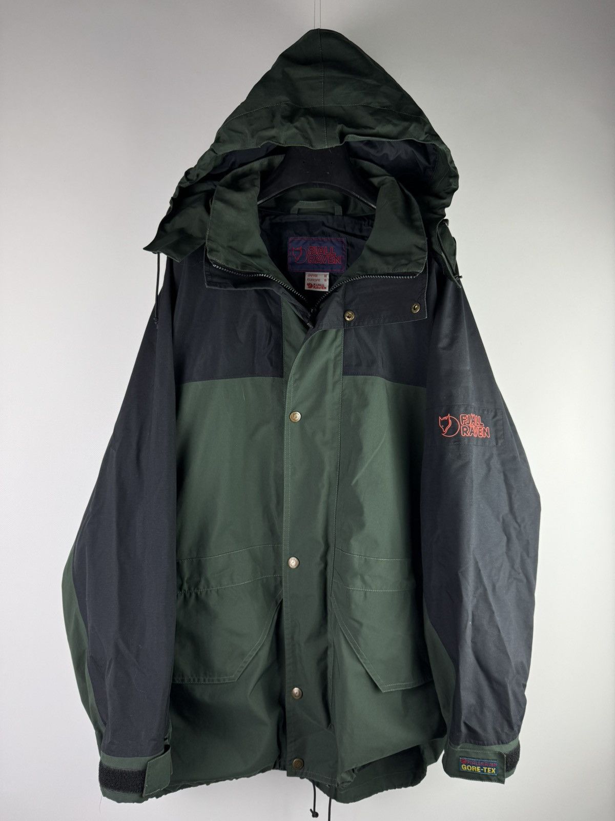 Fjallraven Vintage 90s Fjallraven Gore-Tex Outdoor Jacket Size US M / EU 48-50 / 2 - 1 Thumbnail