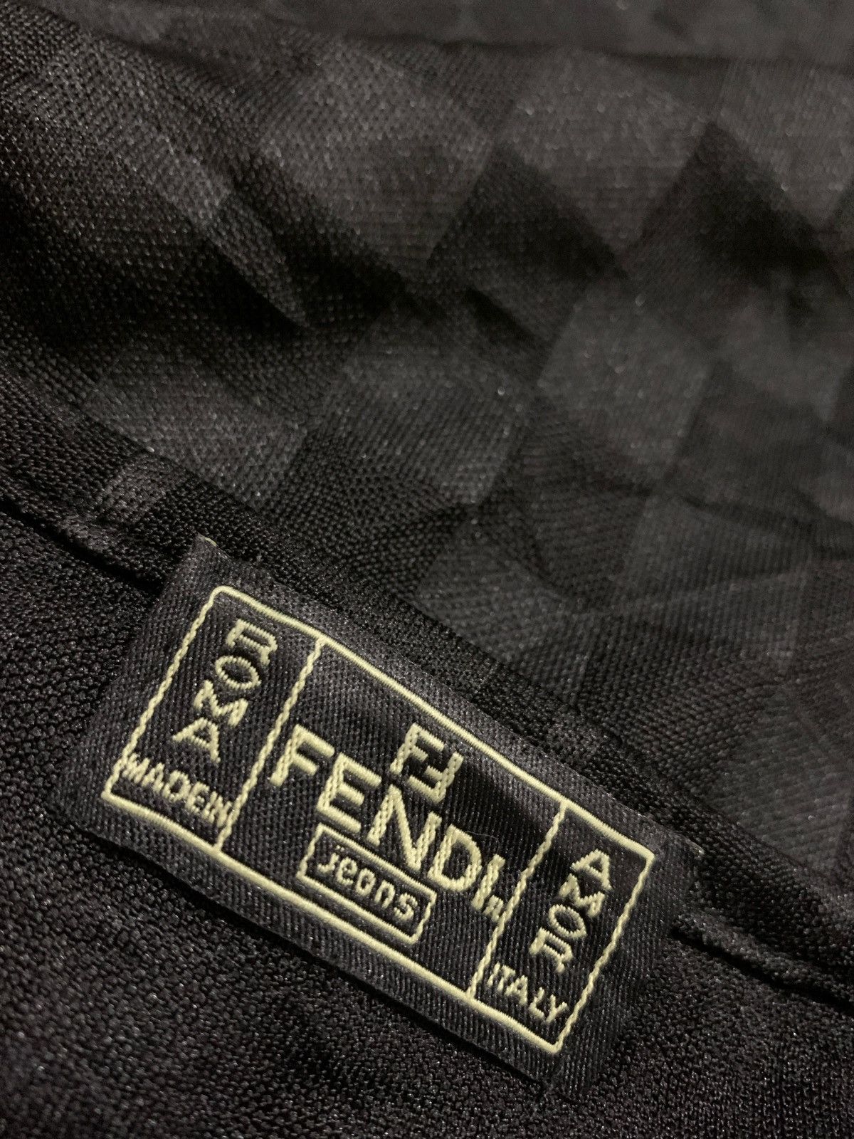 Fendi × Vintage Vintage Fendi Monogram Tshirt Size M / US 6-8 / IT 42-44 - 5 Thumbnail