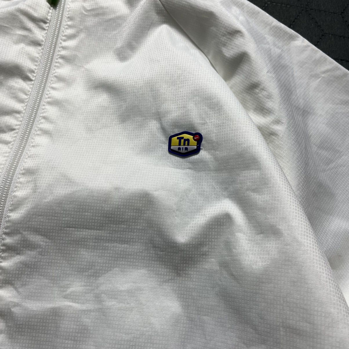 Nike 00swindbreaker nike tn vintage uk streetwear nylon tracksuit Size US S / EU 44-46 / 1 - 5 Thumbnail