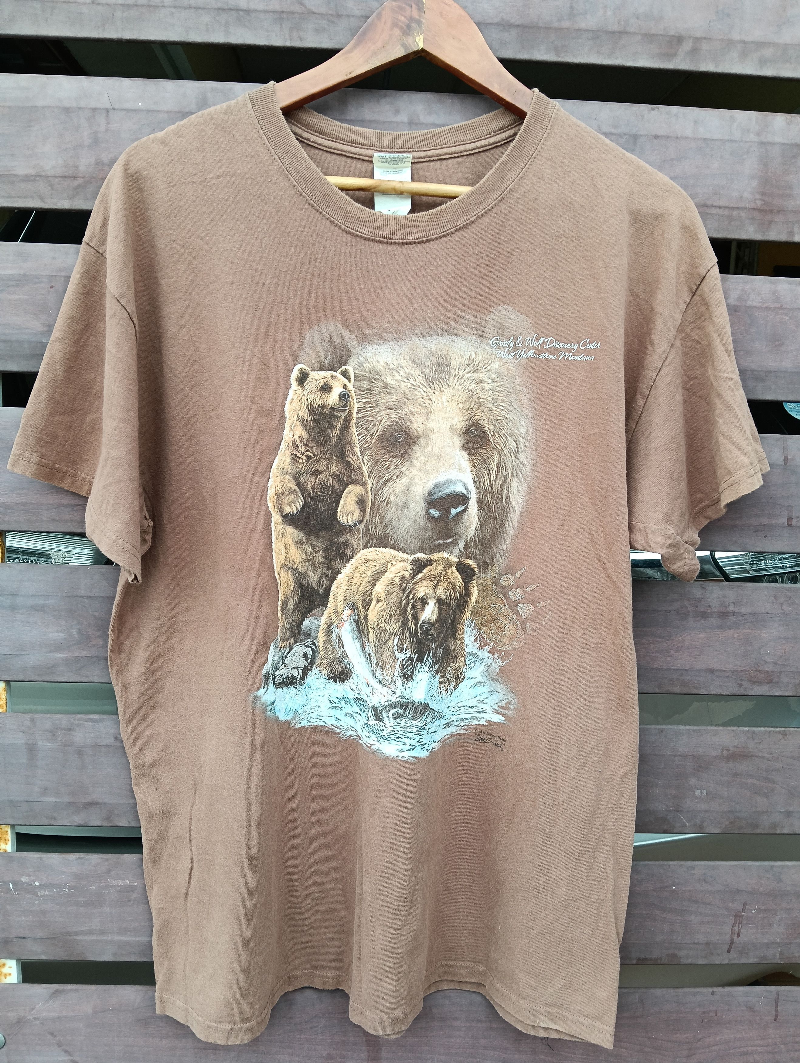 The Mountain VINTAGE BEAR LIKE THE MOUNTAIN TSHIRT. Size US L / EU 52-54 / 3 - 1 Thumbnail