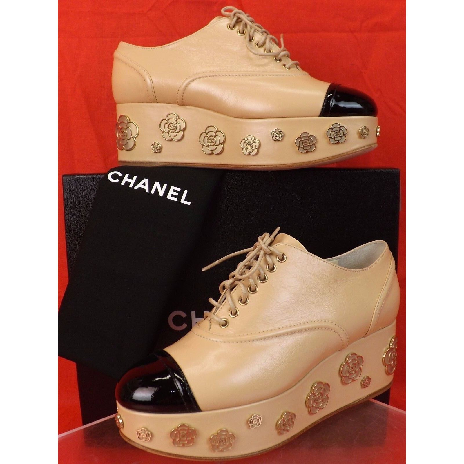 Chanel CHANEL G3172 BEIGE LEATHER CAMELLIA CC PLATFORM OXFORDS 39.5 Size US 9.5 / IT 39.5 - 4 Thumbnail