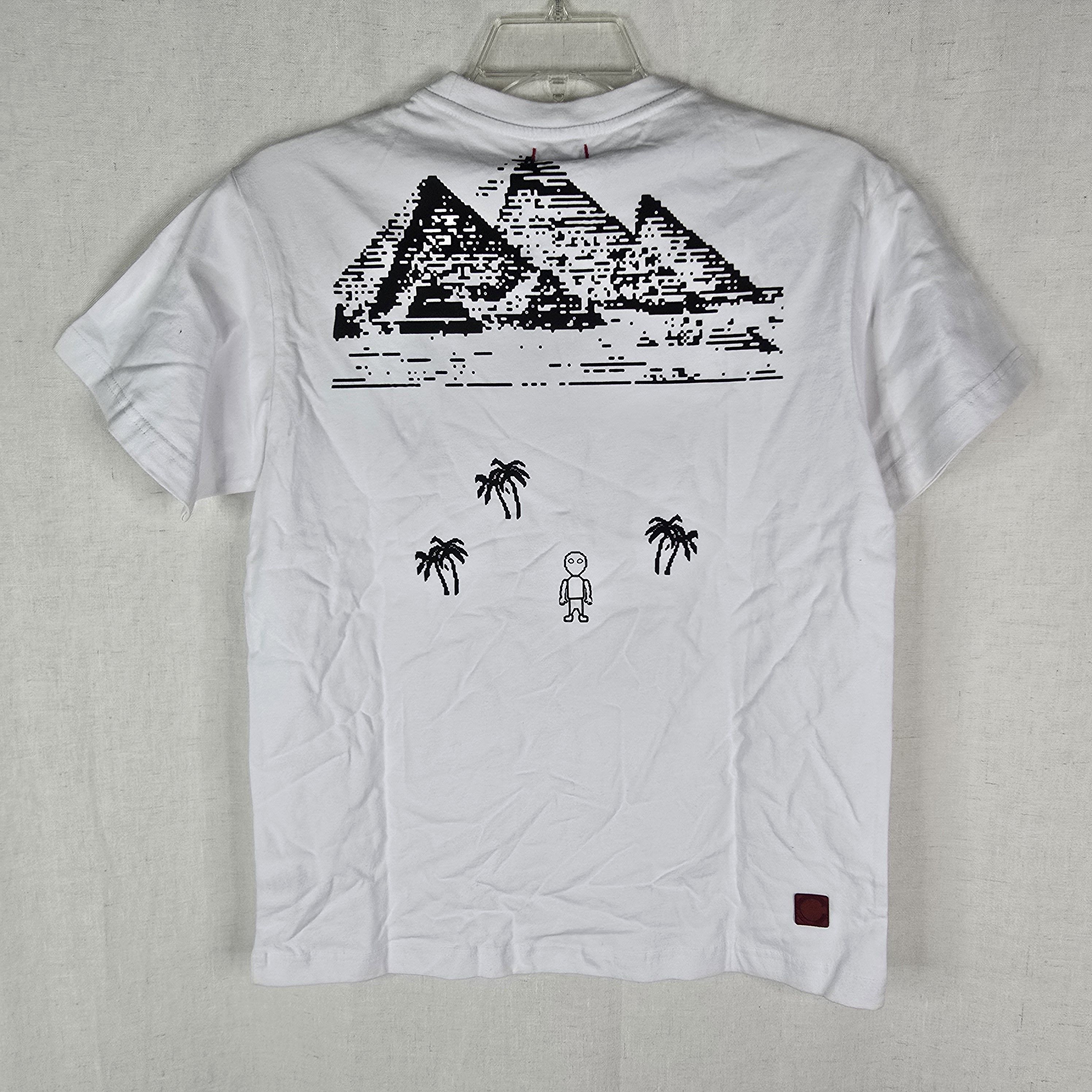 CLOT Clot Apparel Mens Small Pyramids Alien White Tshirt Size US S / EU 44-46 / 1 - 2 Thumbnail